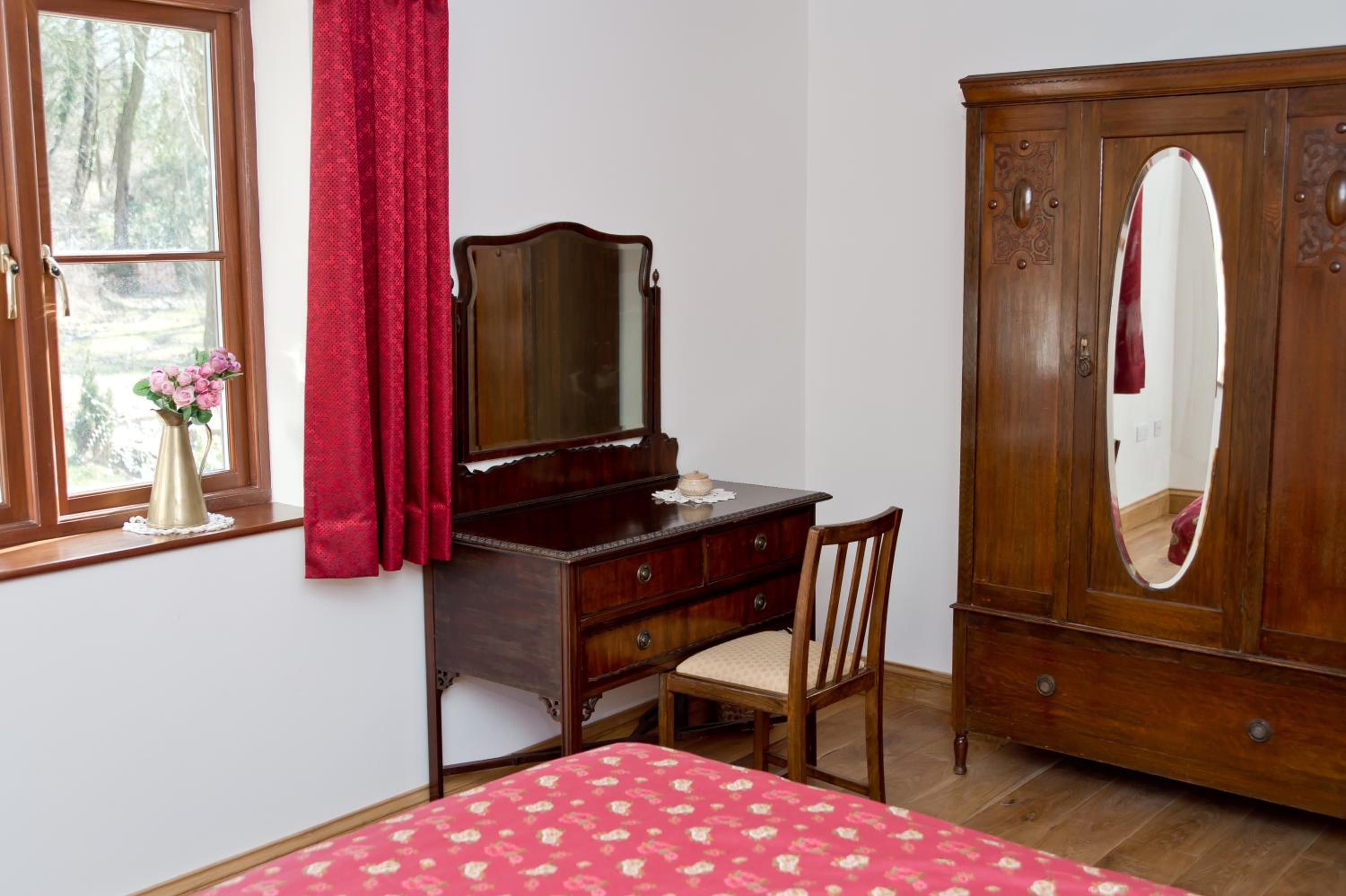 Small Double Room photo 2