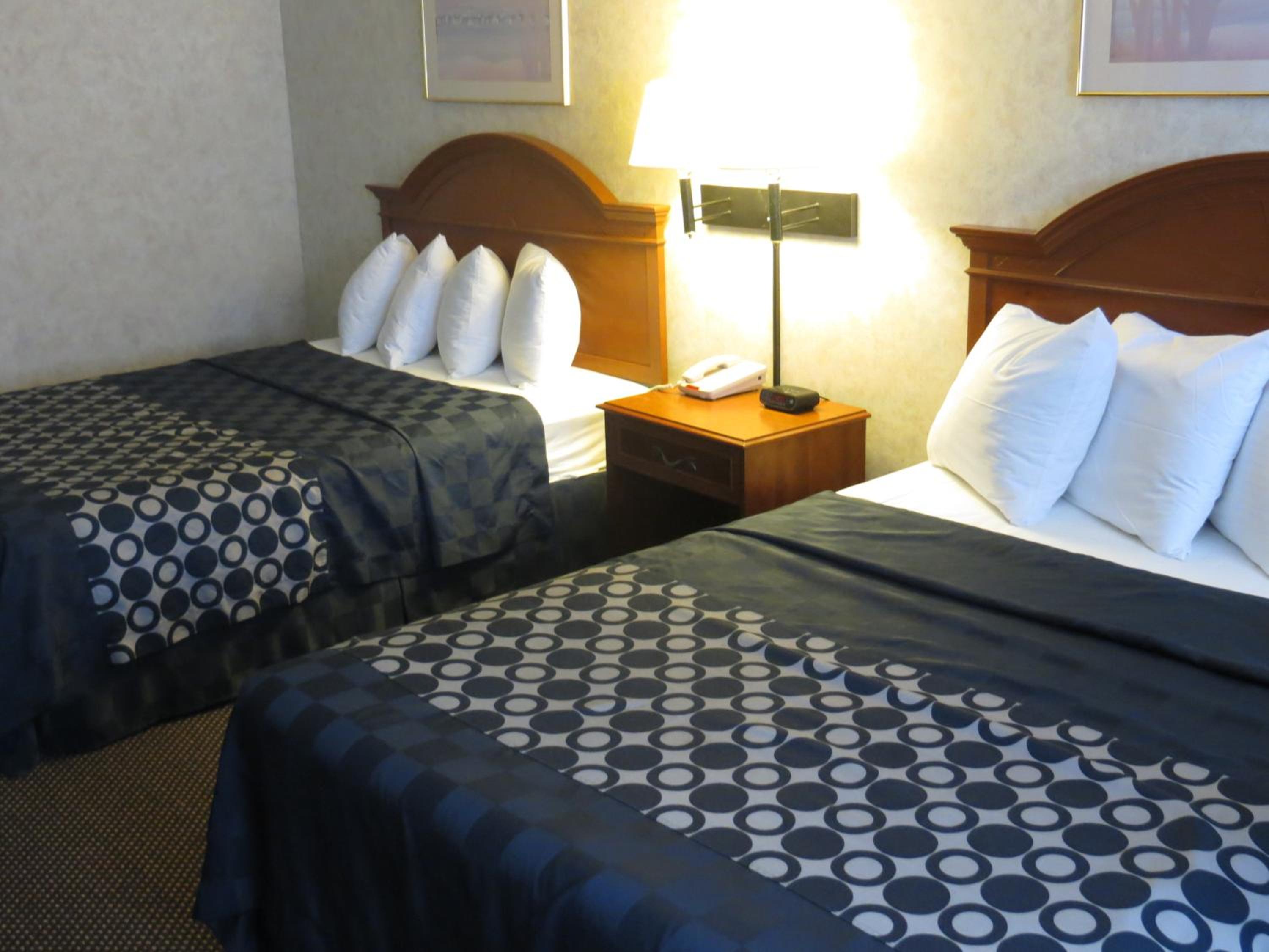 Room with Two Double Beds - Smoking photo 1
