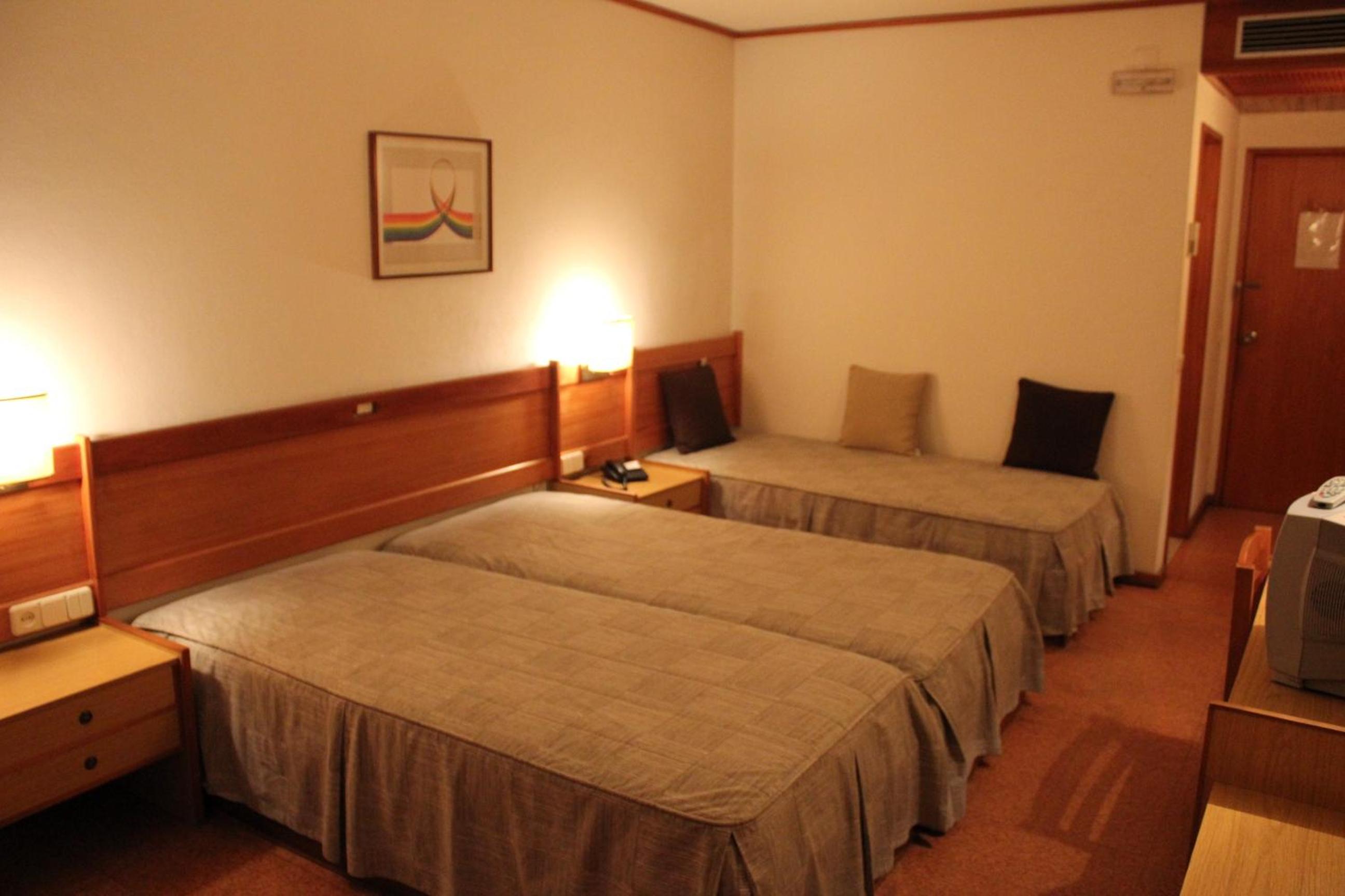 Triple Room - Photo 12