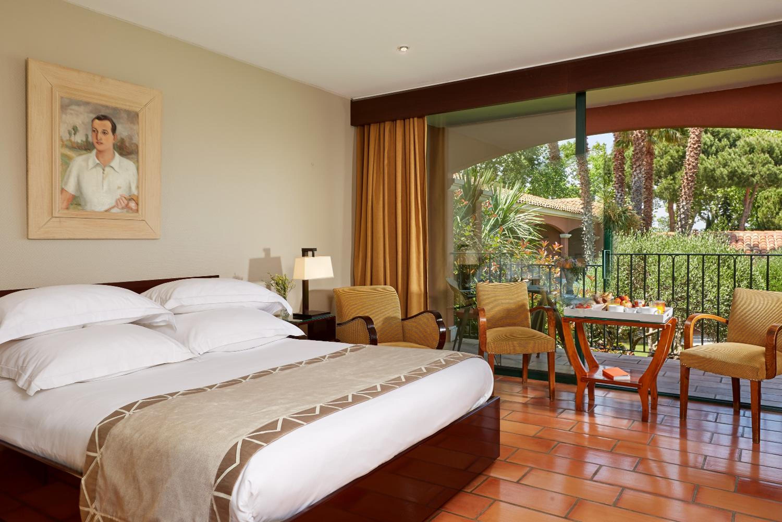 Deluxe Room - Photo 1