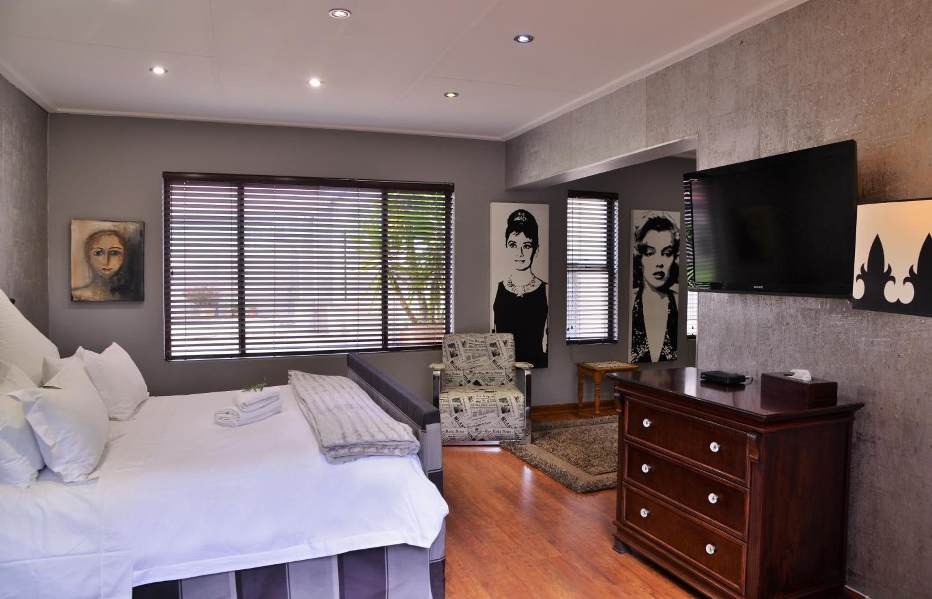 Luxury Double Room - Photo 19