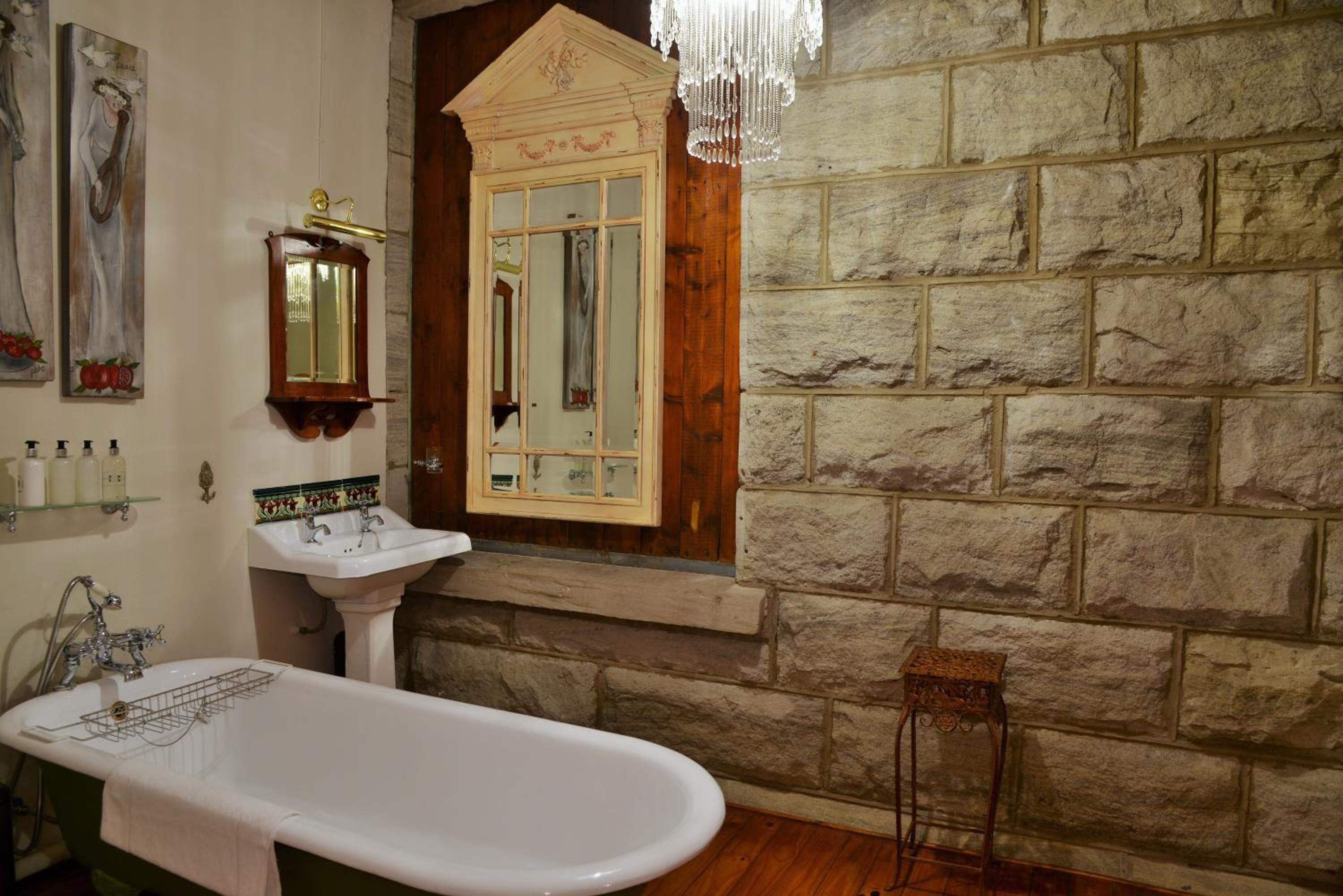 Standard Double Room - Photo 7
