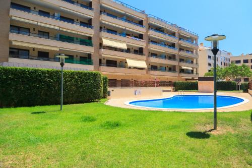 Penthouse Two-Bedroom Apartment with Sea View