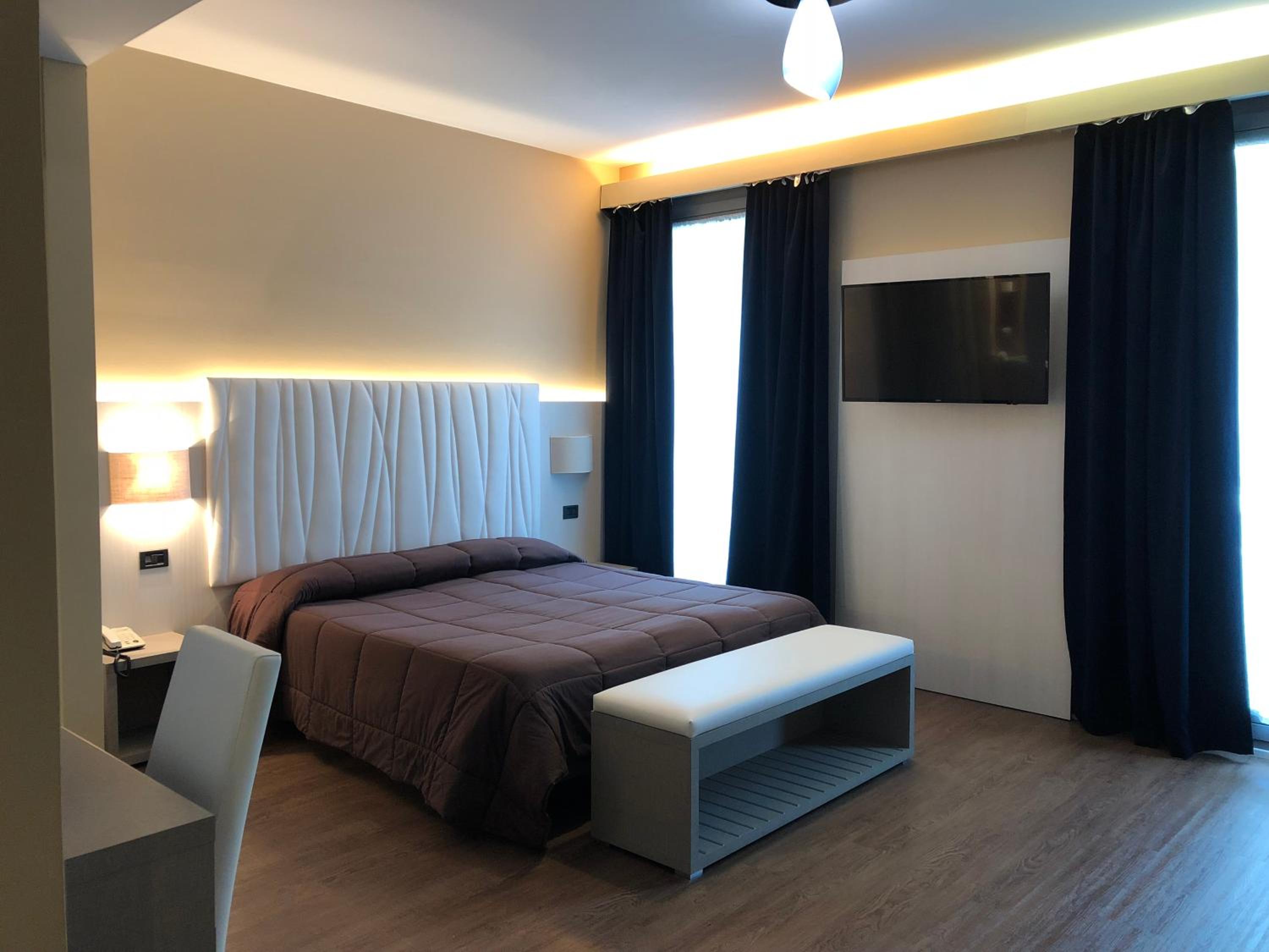 Junior Suite - Photo 2