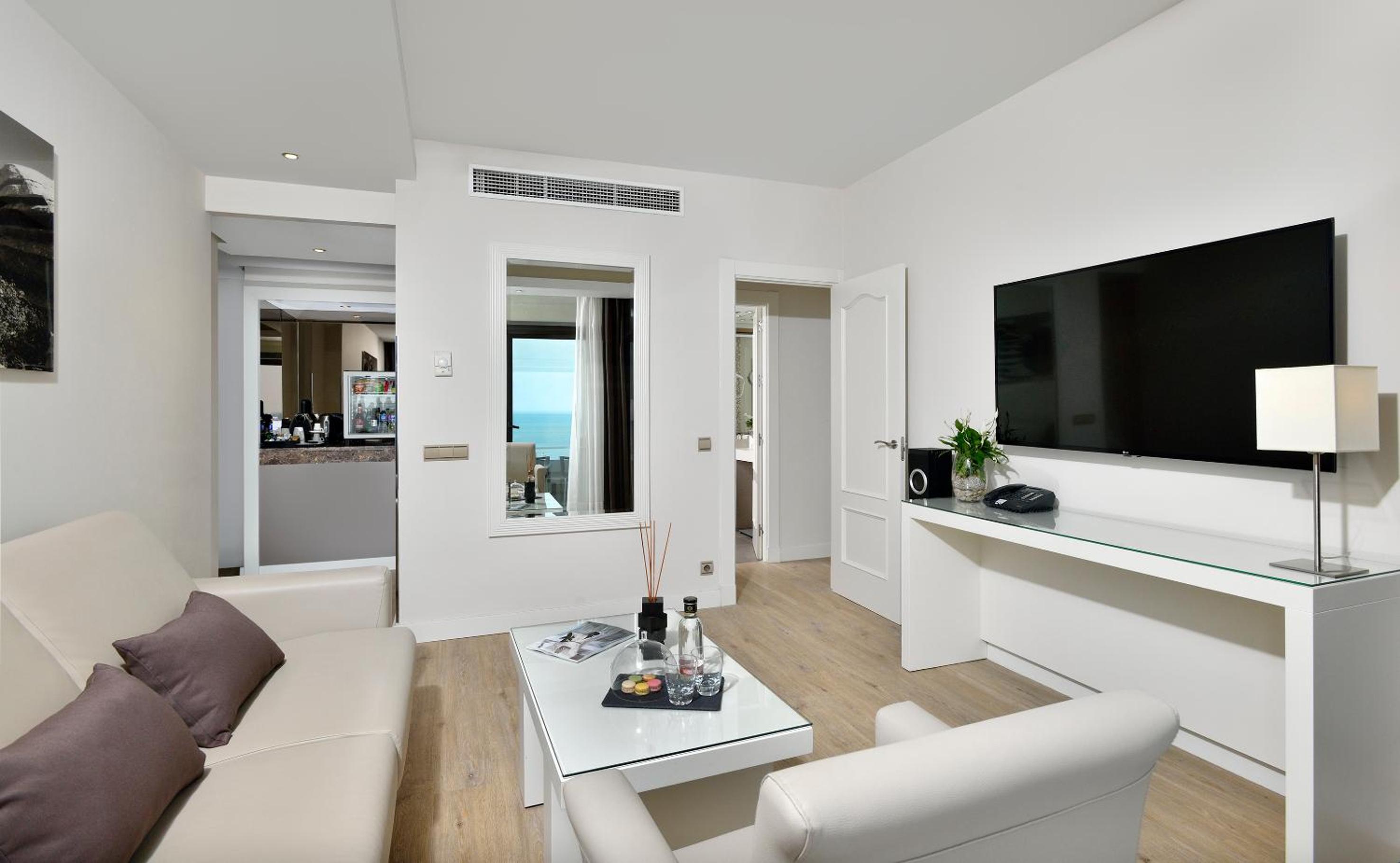 Executive Junior Suite - Photo 1