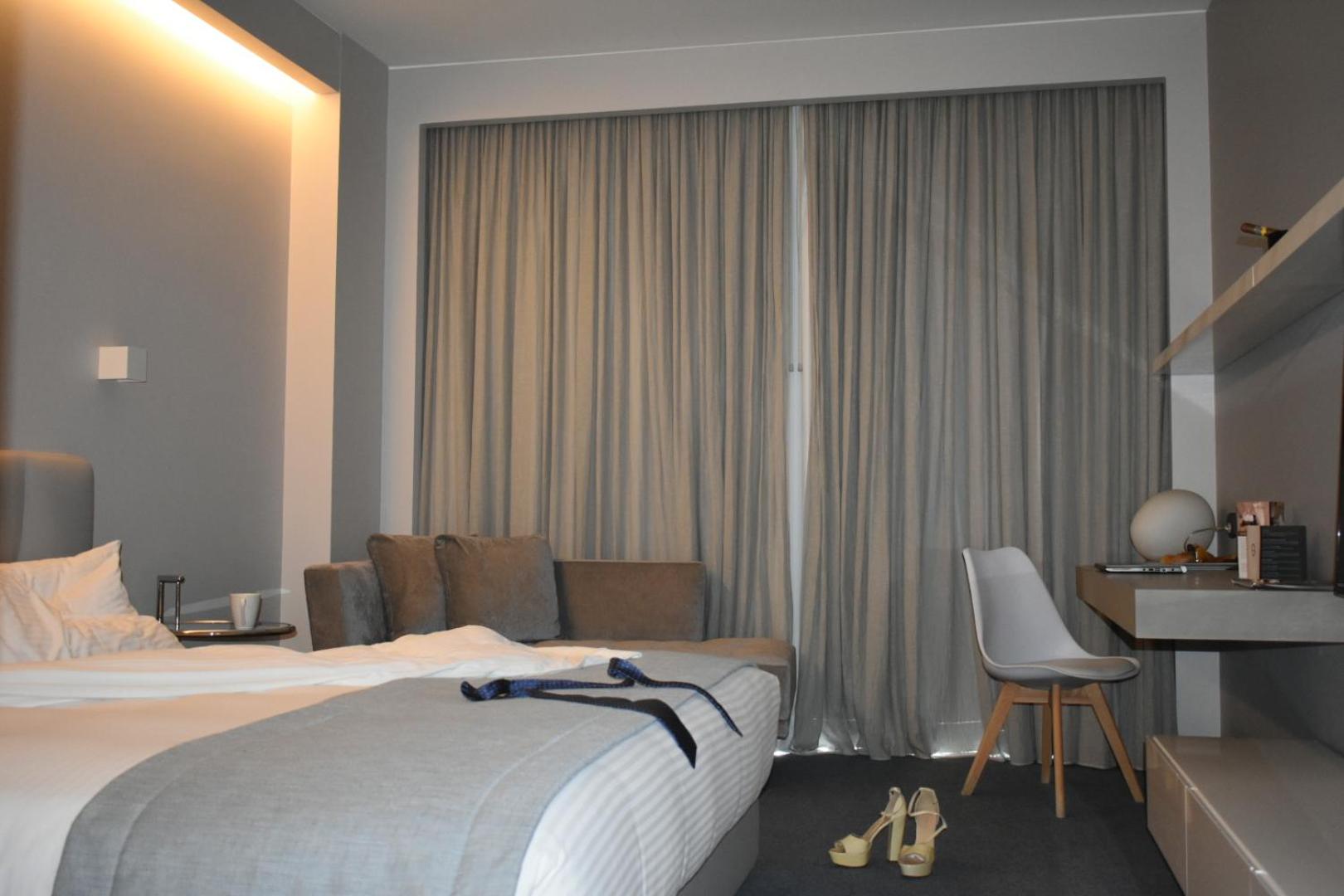 Renovated Room - Photo 1
