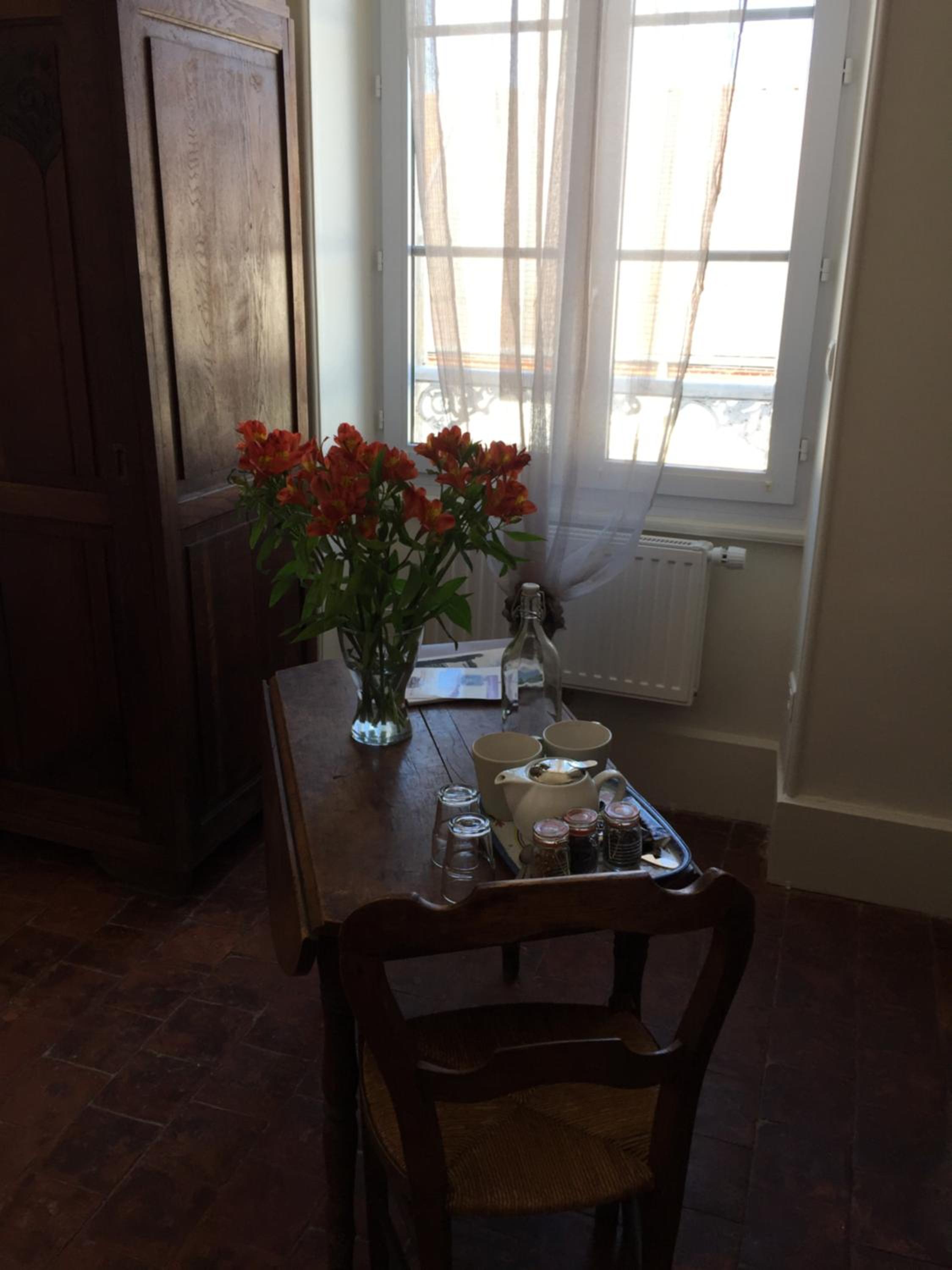 Double Room with Private Bathroom - Photo 6