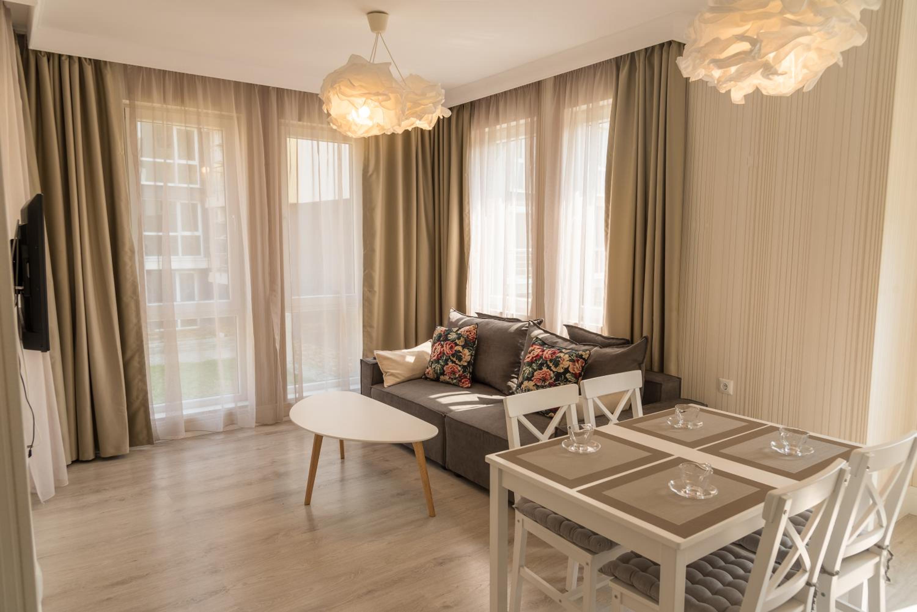 Apartment with Garden View - Photo 1