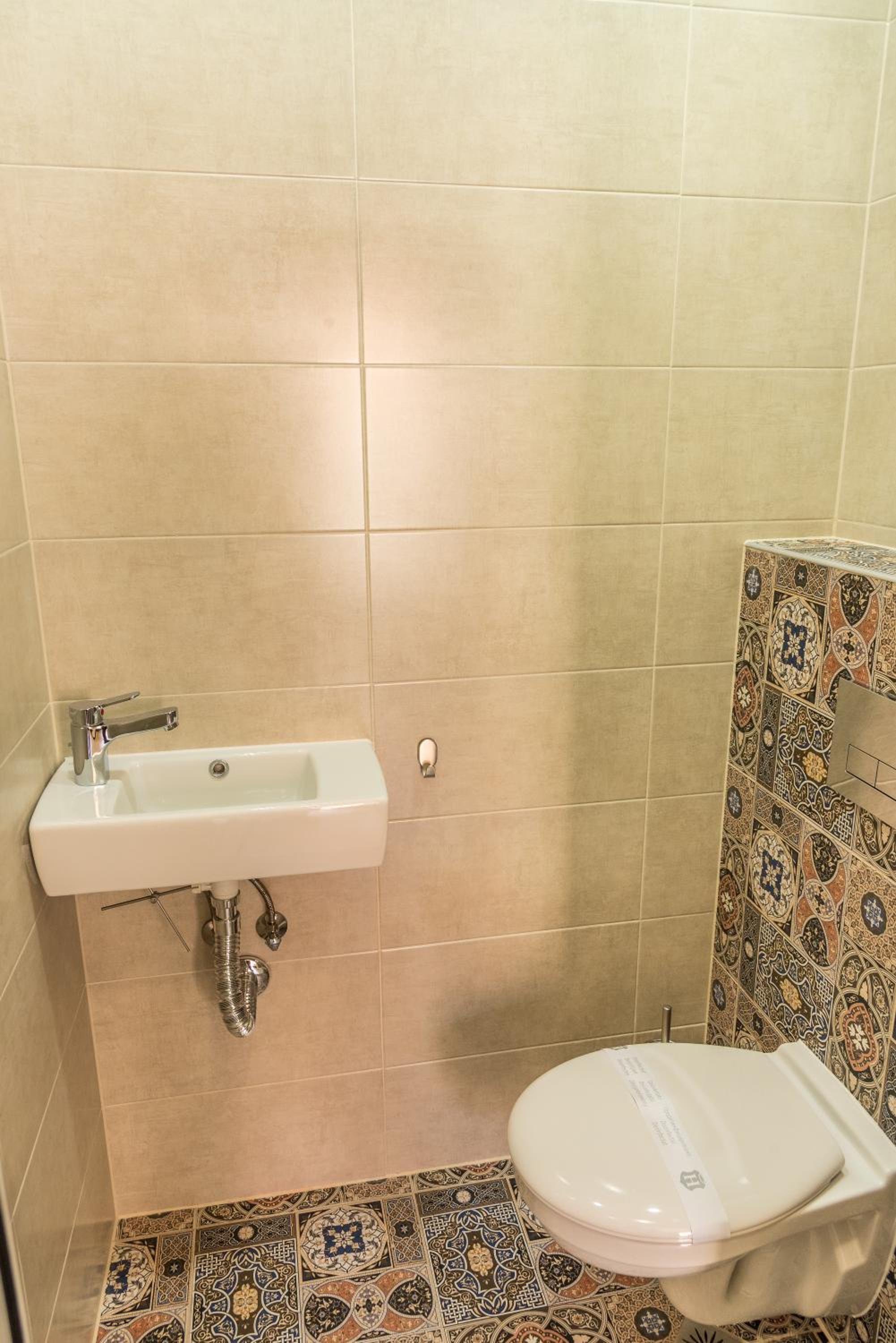 Two-Bedroom Apartment - Photo 10