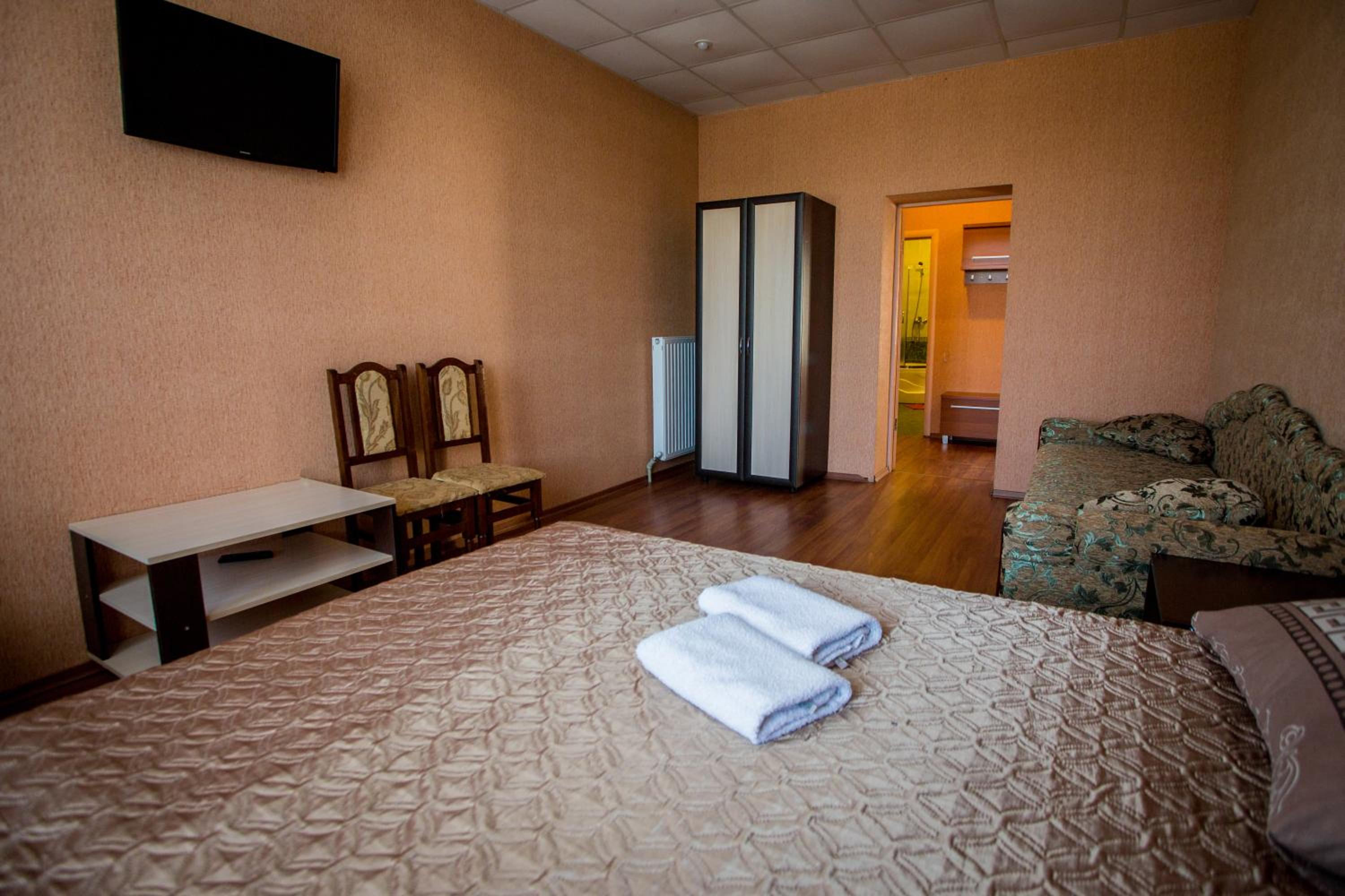 Deluxe Double Room with Two Double Beds photo 1