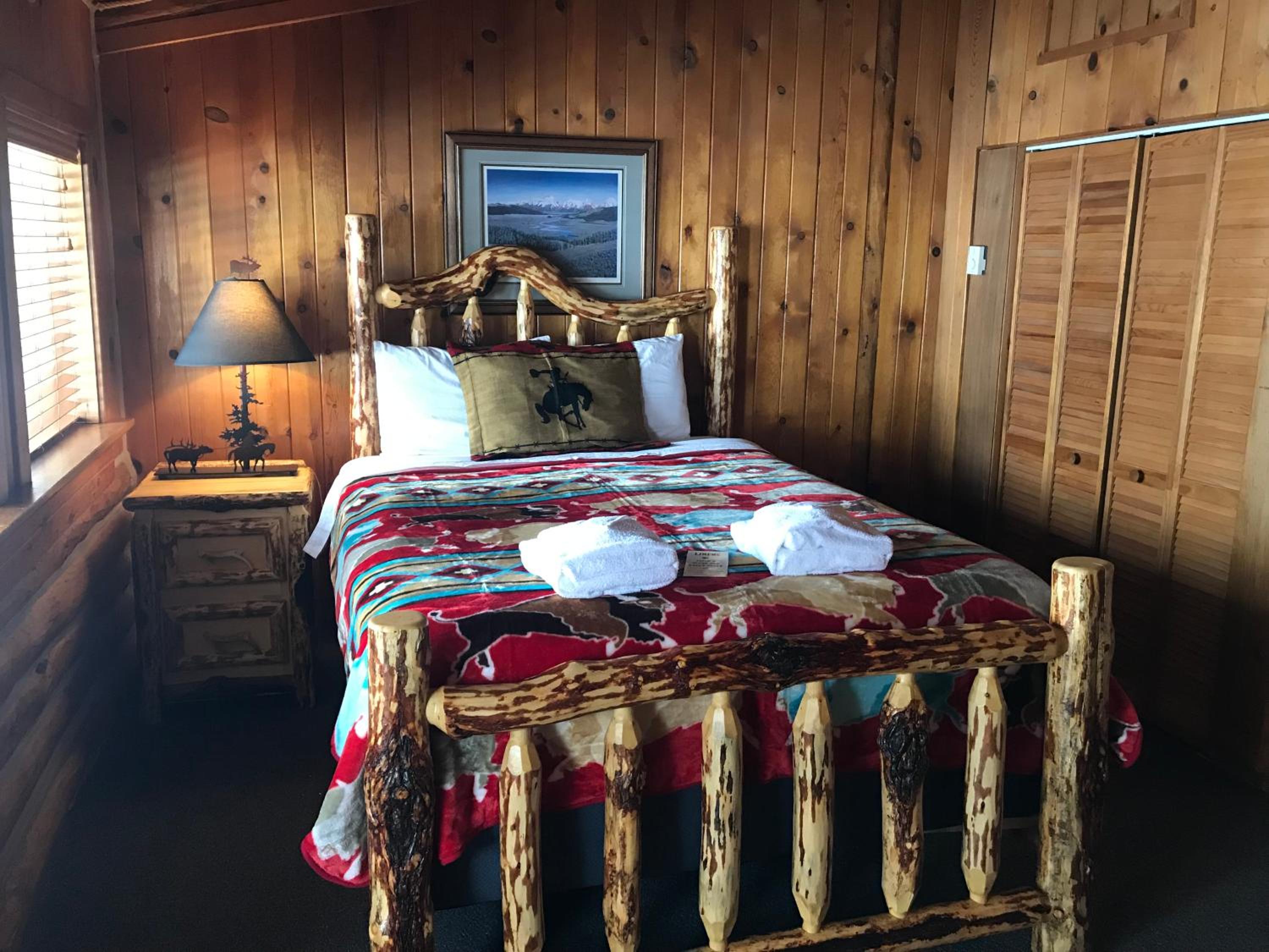 Queen Room photo 1