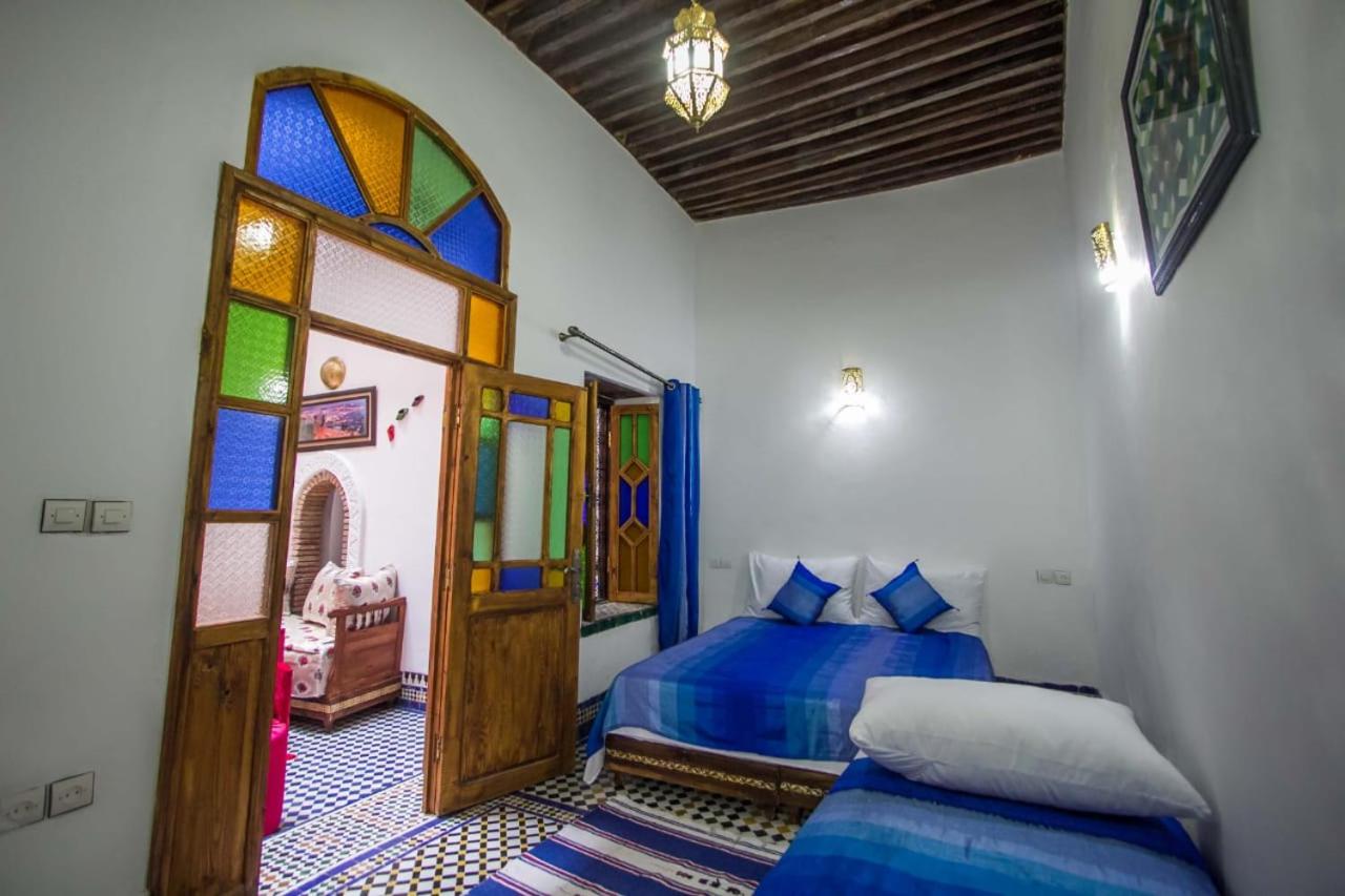 Triple Room with Bathroom - Photo 2