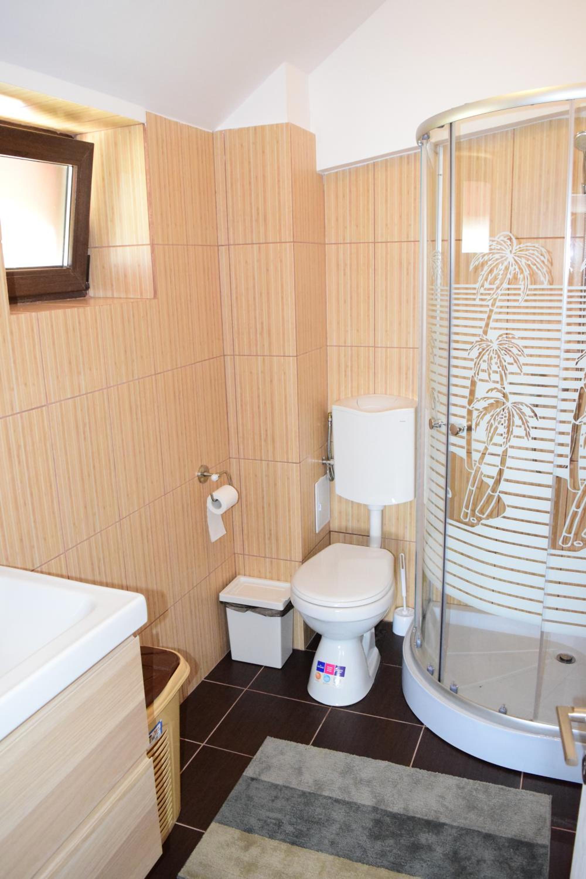 Deluxe Room - Photo 4