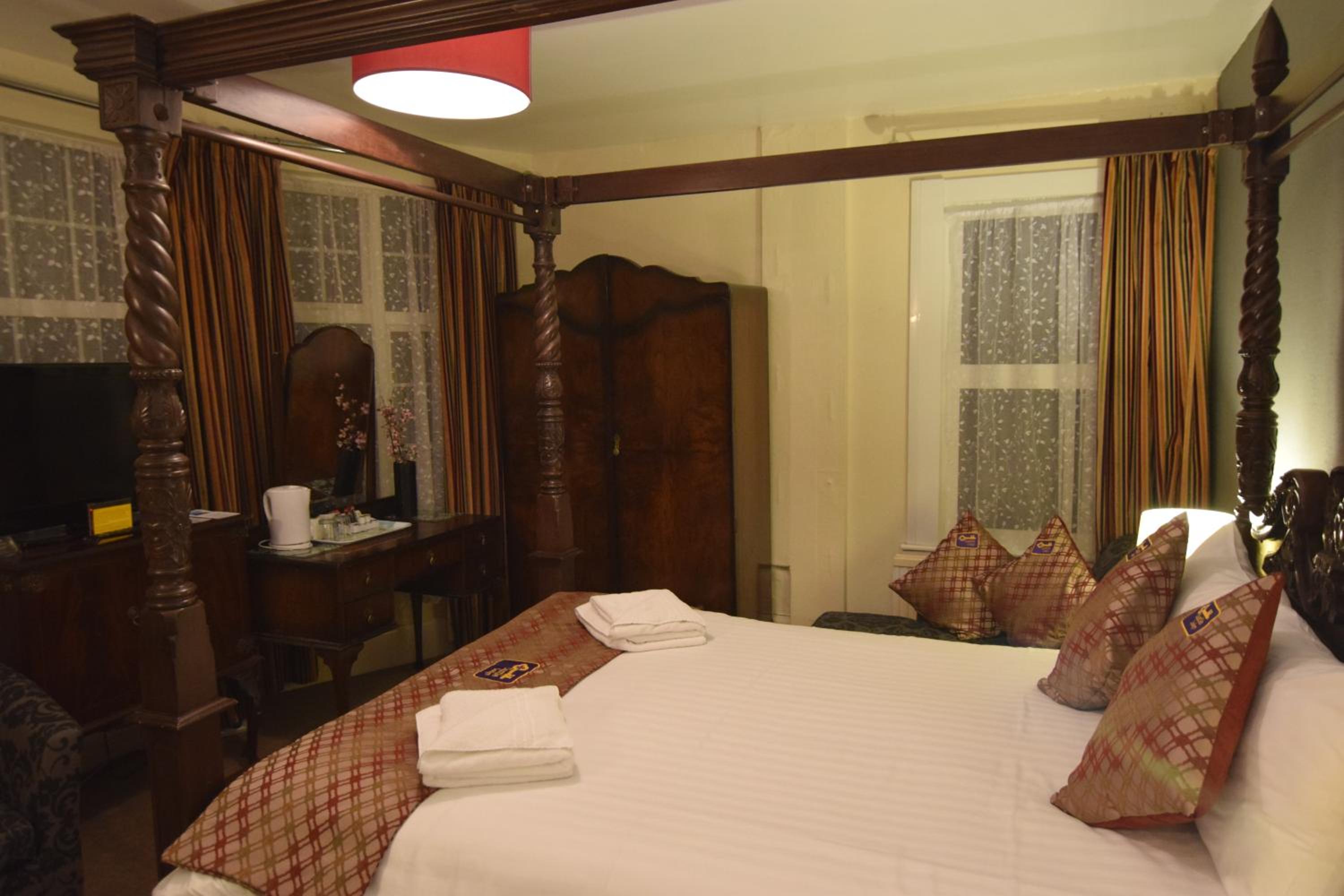 Double Room with Bathroom photo 3