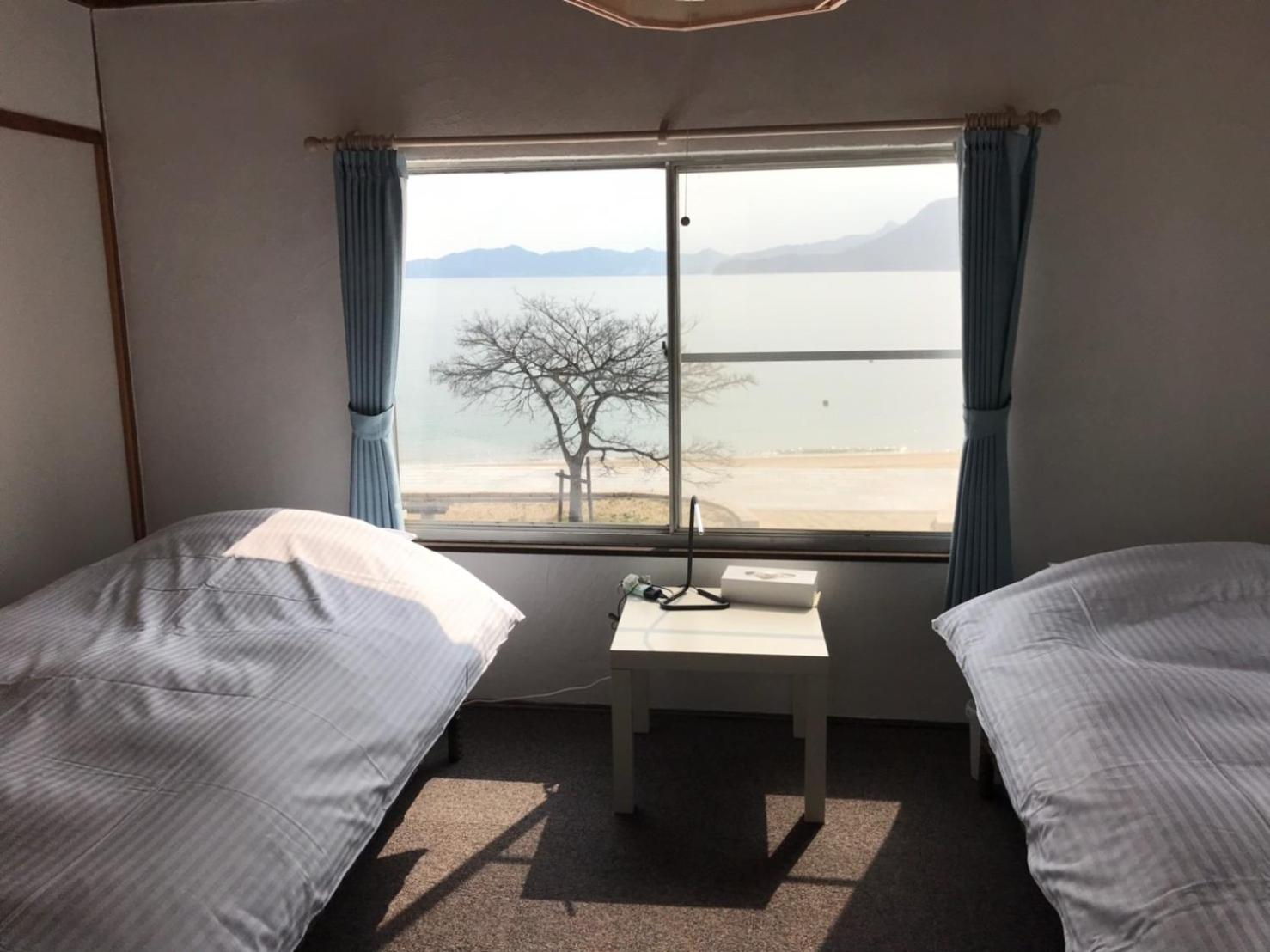 Standard Twin Room with Sea View photo 1