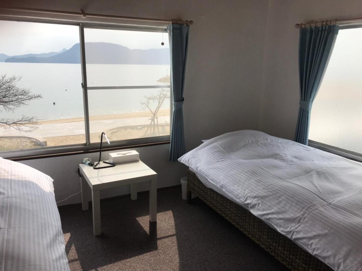 Standard Twin Room with Sea View photo 1