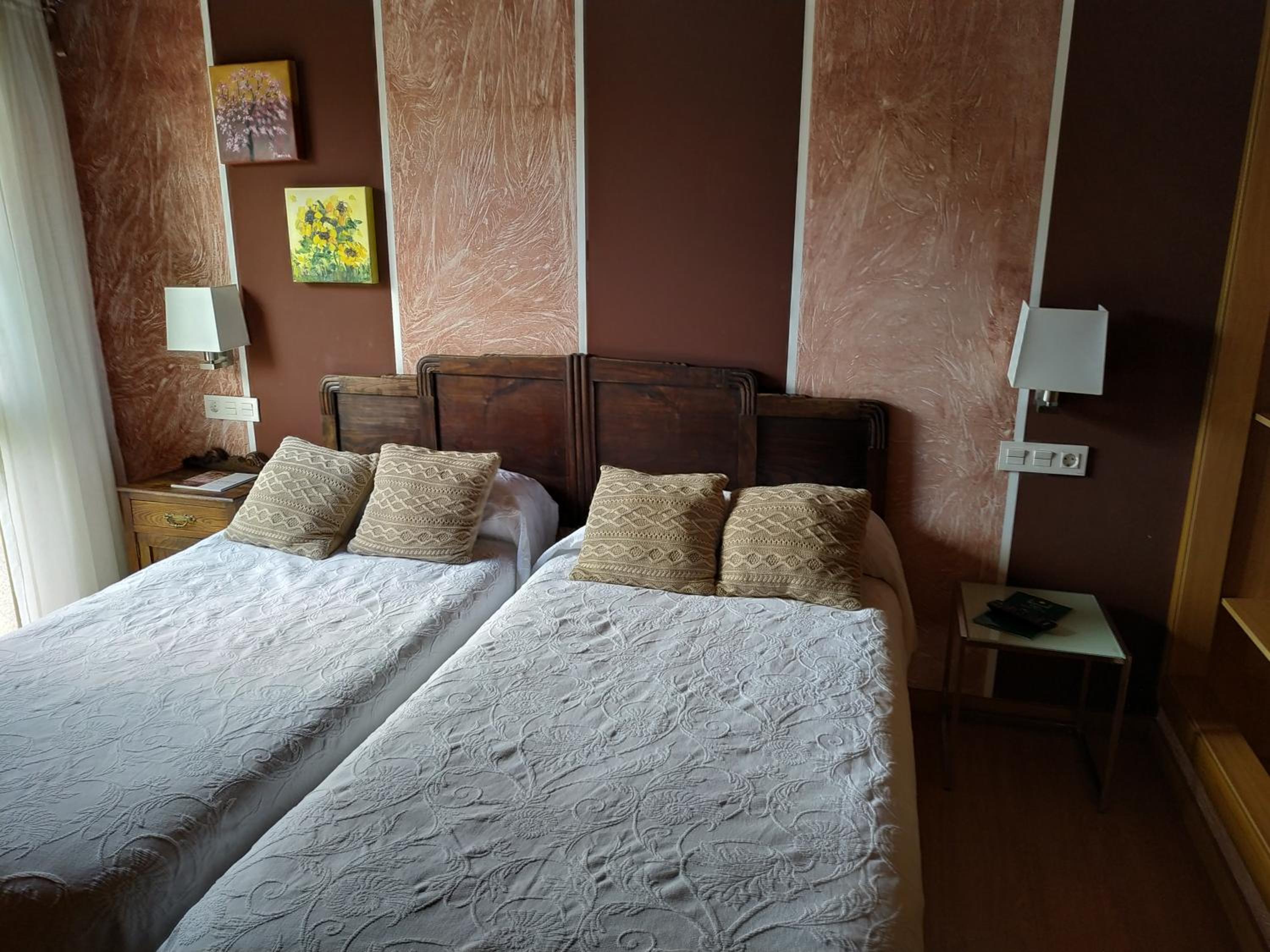Standard Double Room photo 2