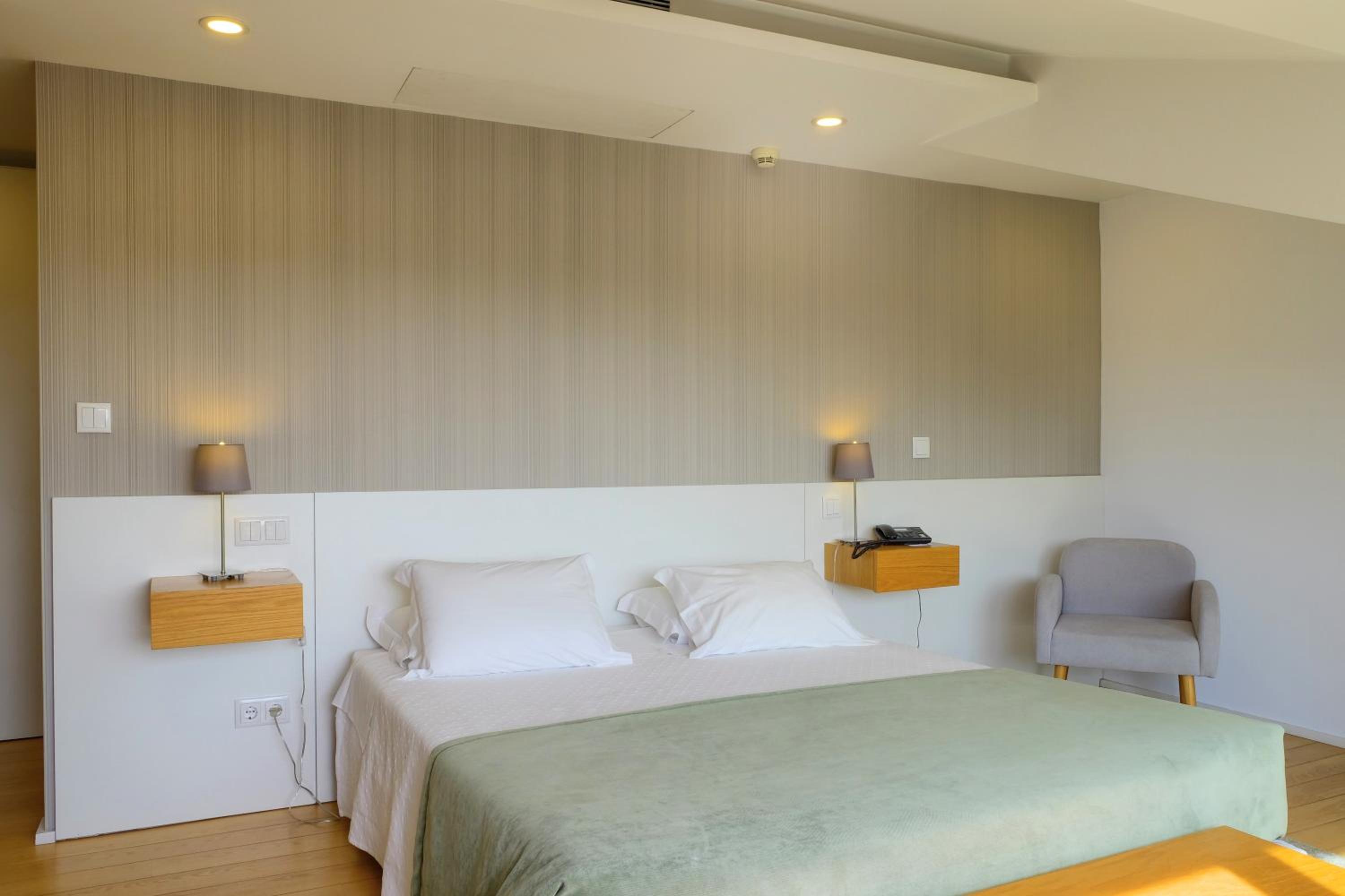 Junior Suite with Balcony photo 3