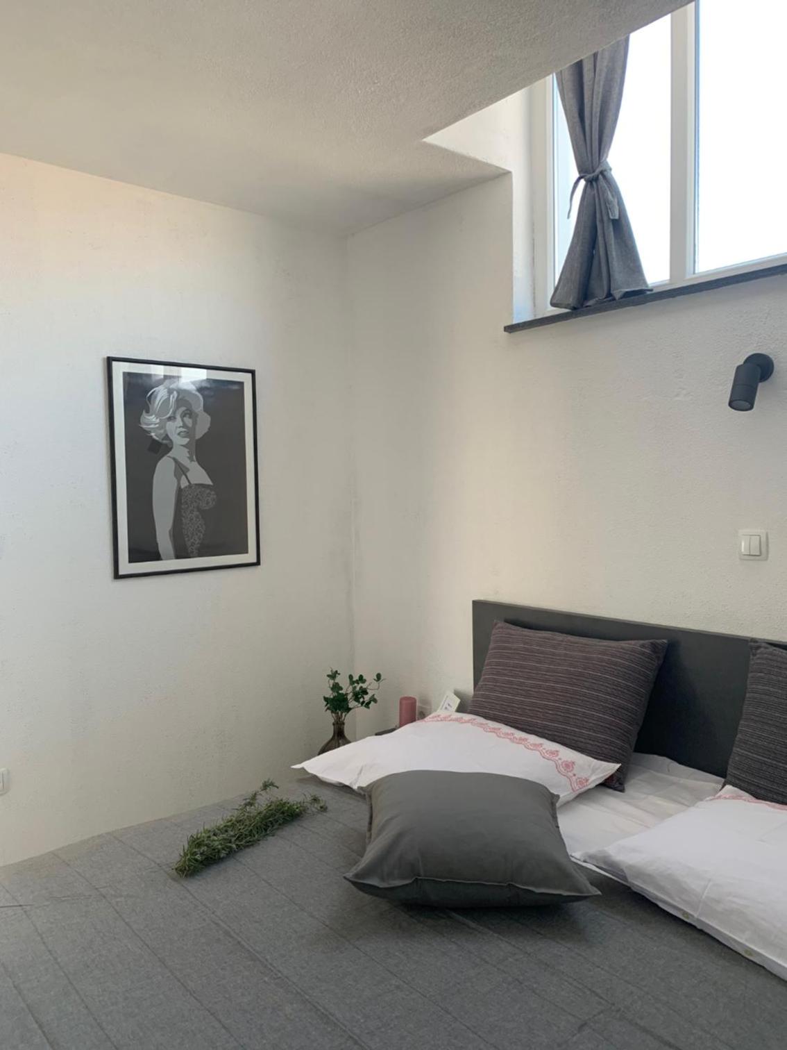 Apartment with Sea View (4 Adults)