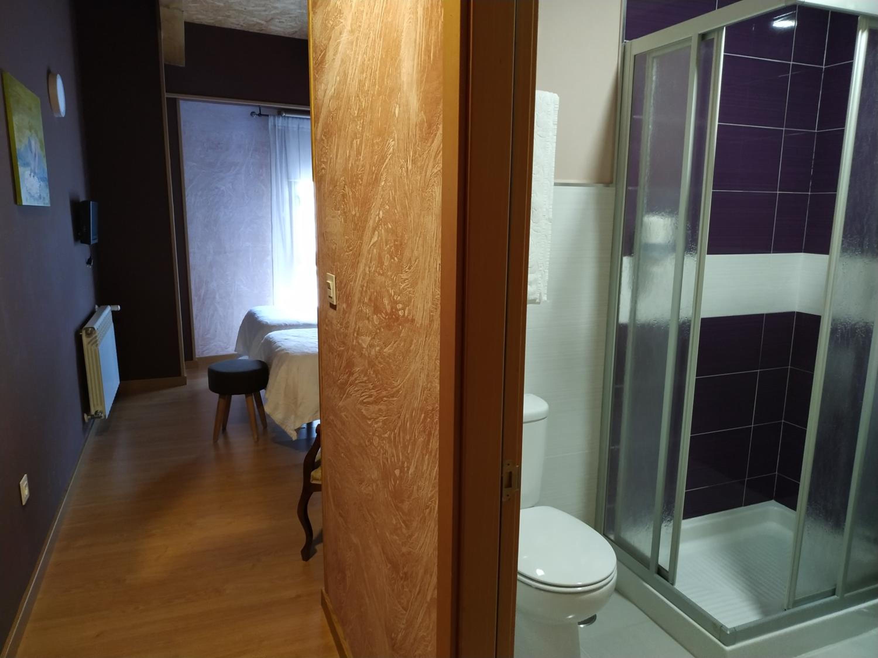 Standard Double Room photo 3