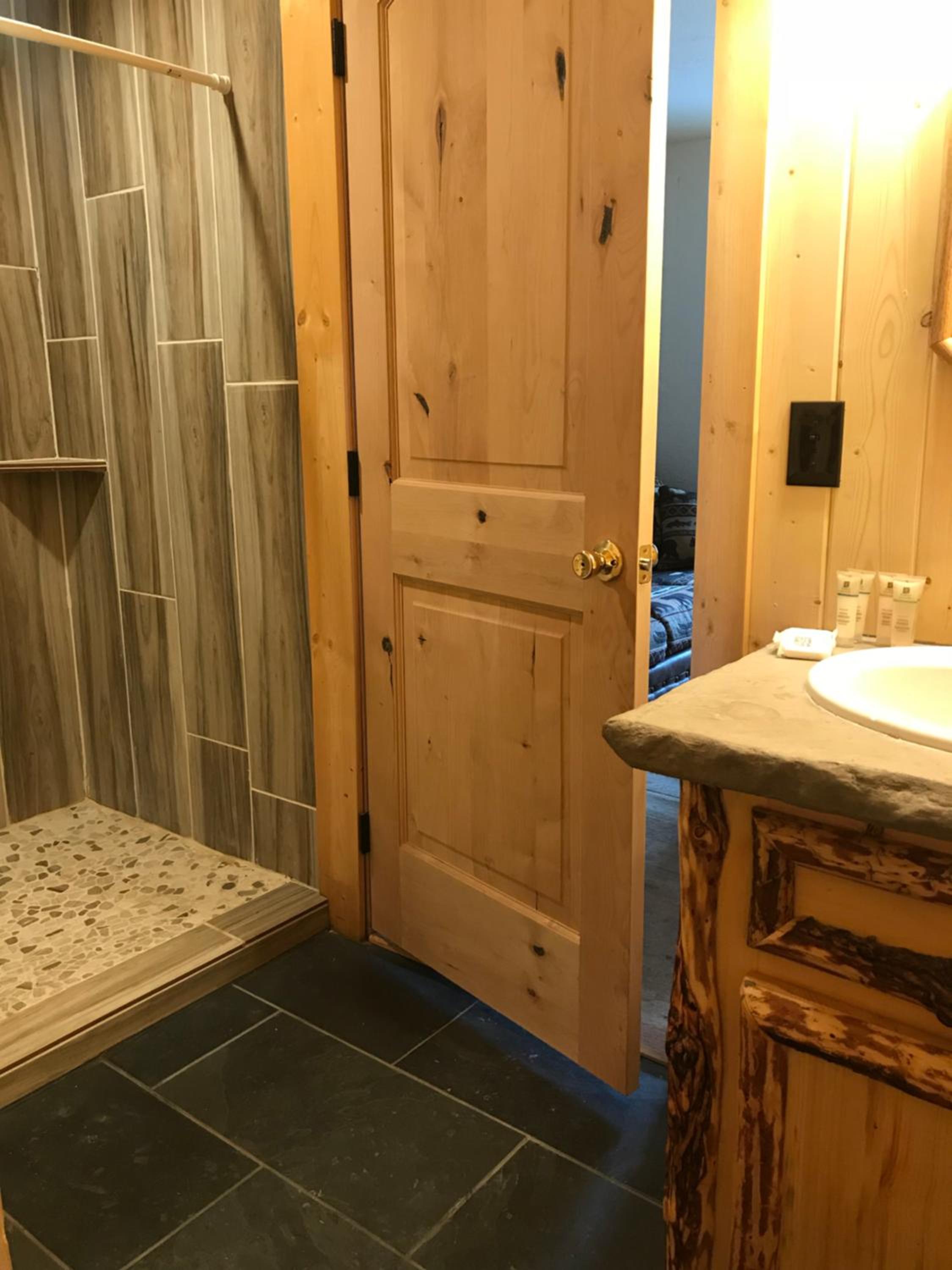Suite with Mountain View photo 2
