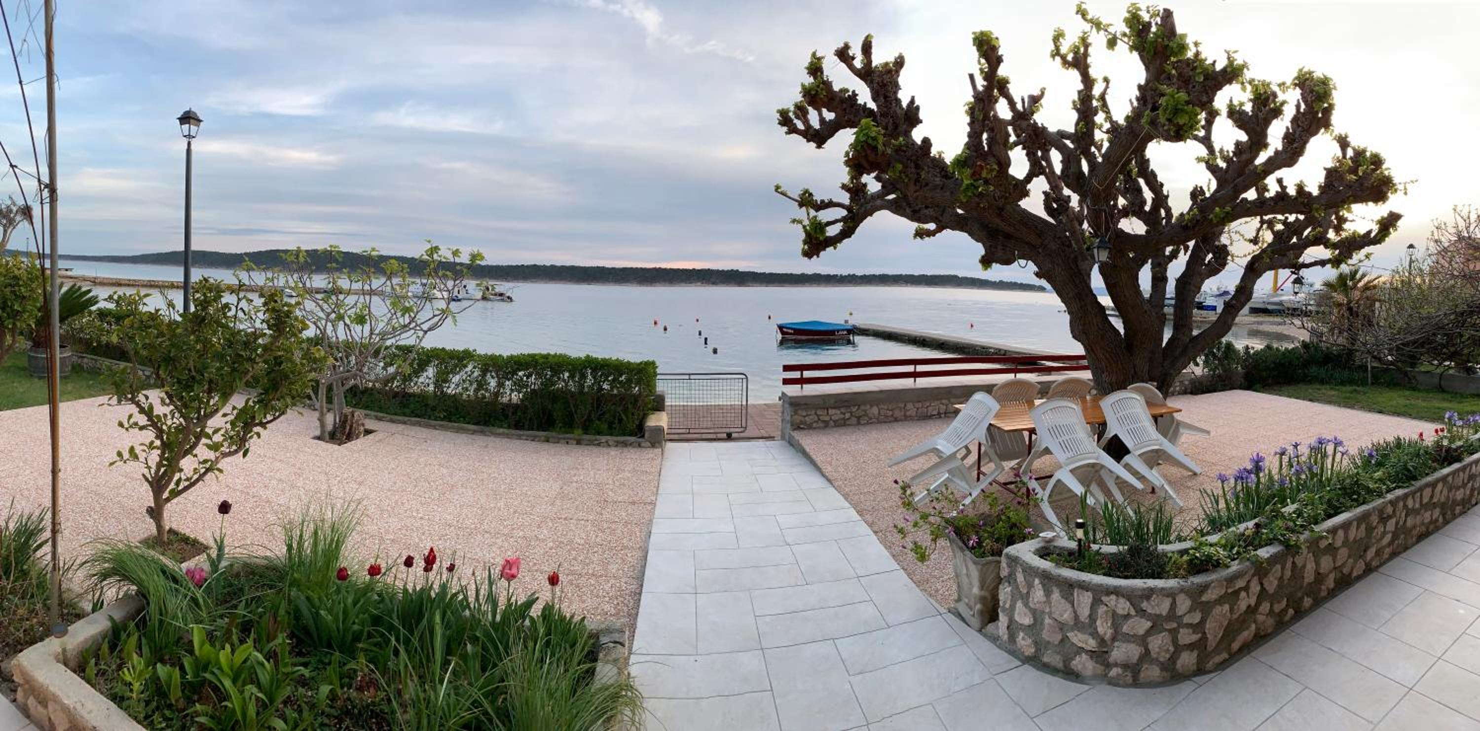 Apartment with Sea View 2 - Photo 10