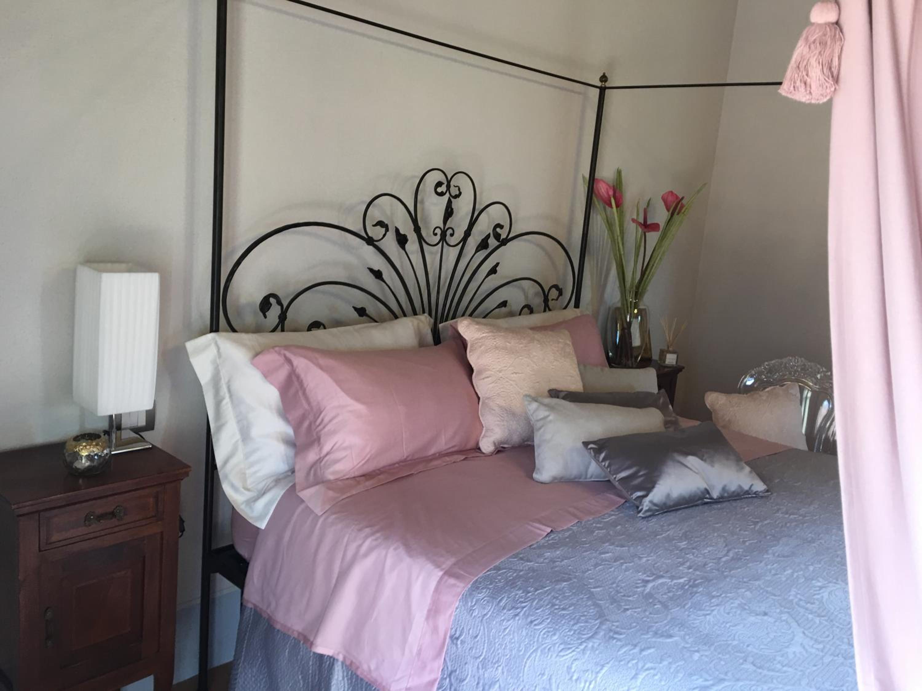 Superior King Suite - Photo 4