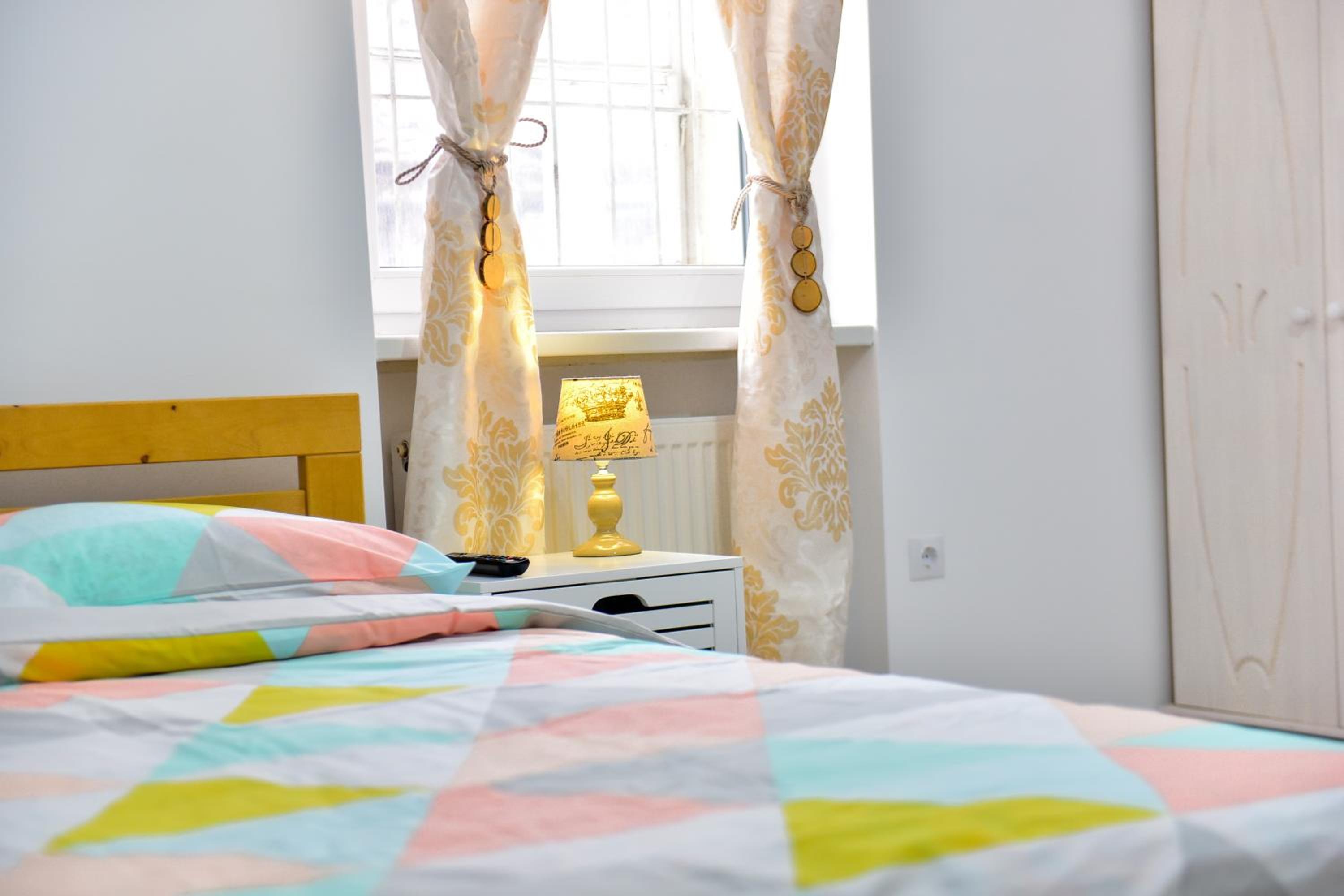 Studio Apartment - Photo 22