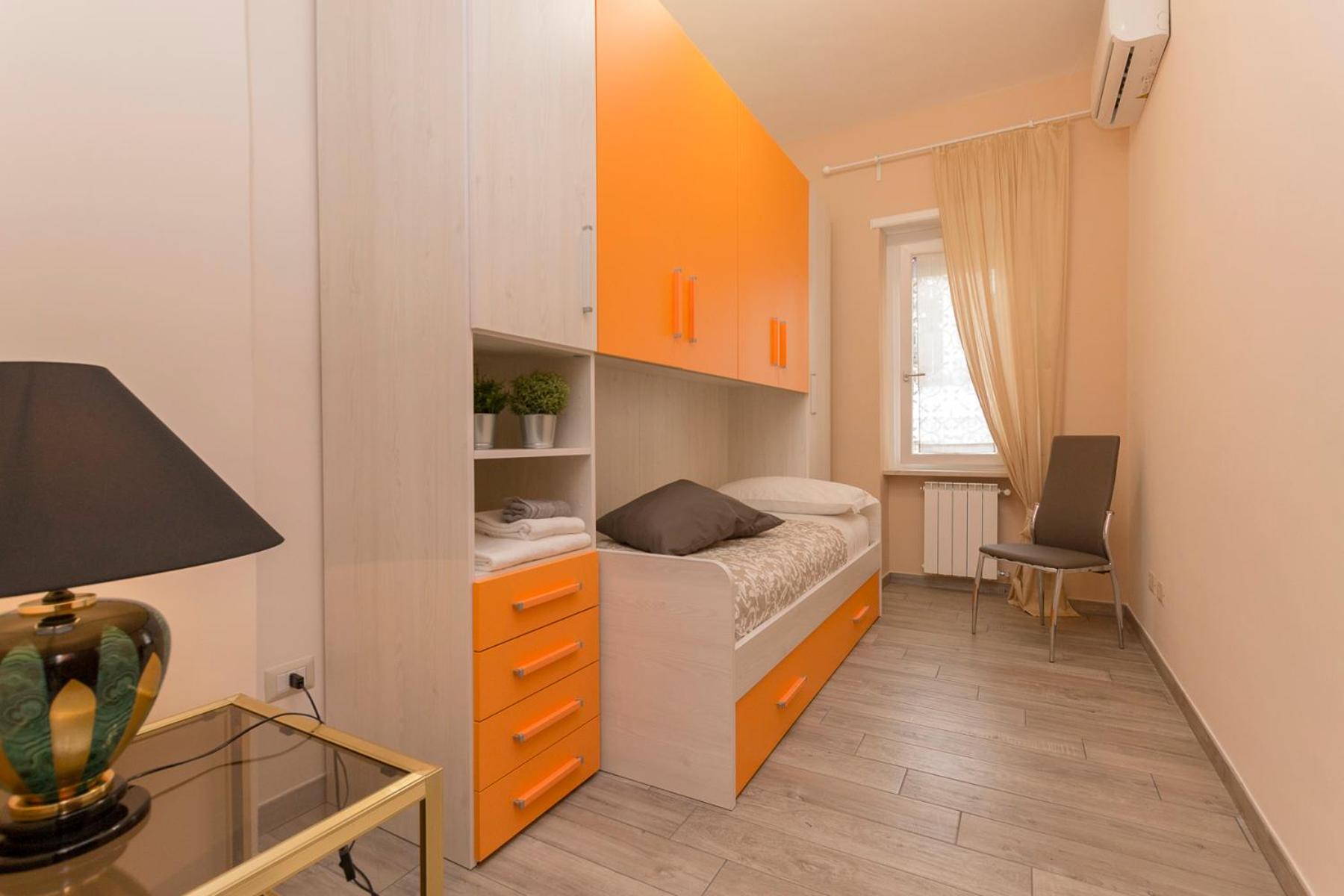 Deluxe Apartment photo 2