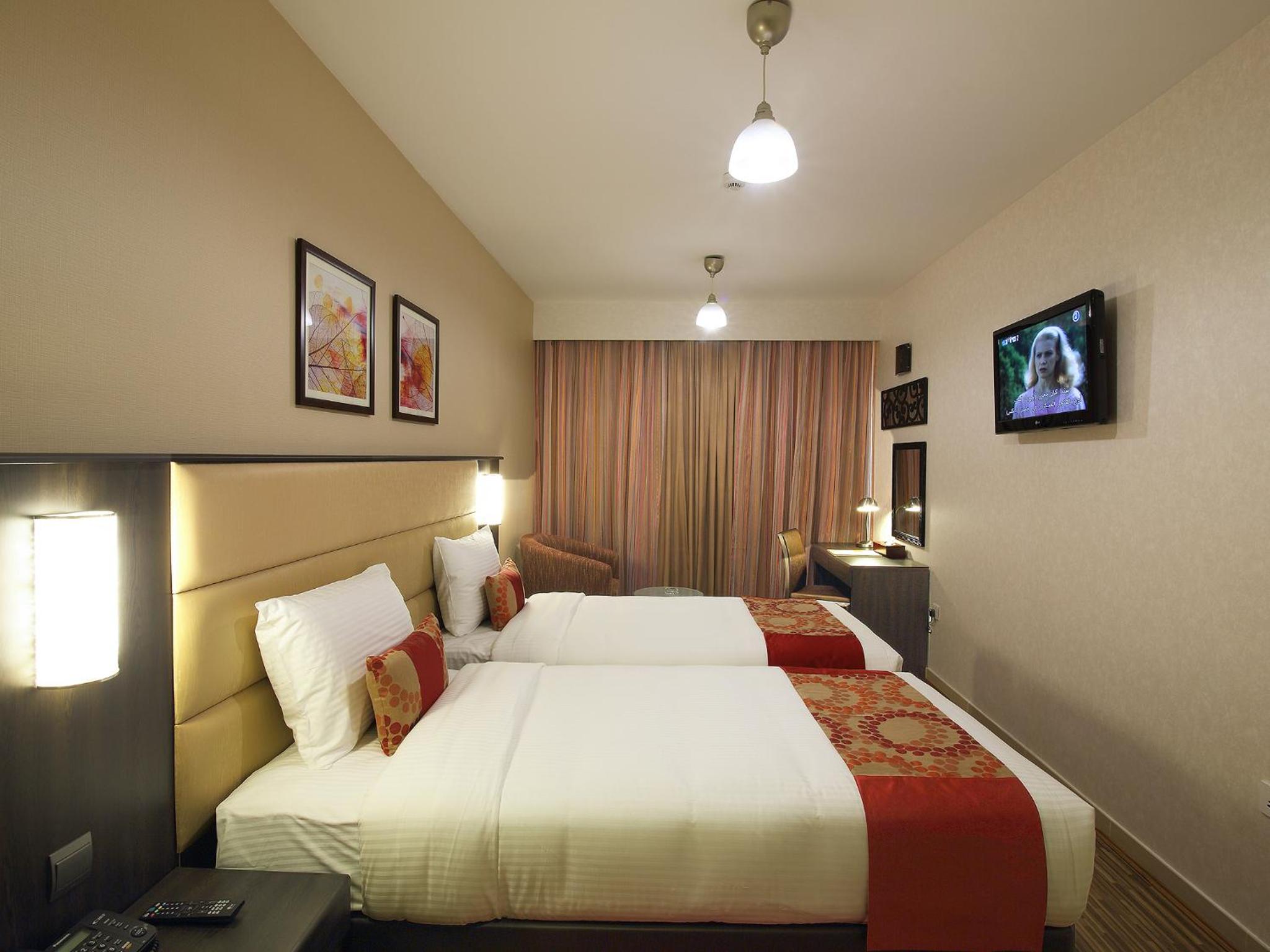 Double or Twin Room photo 2