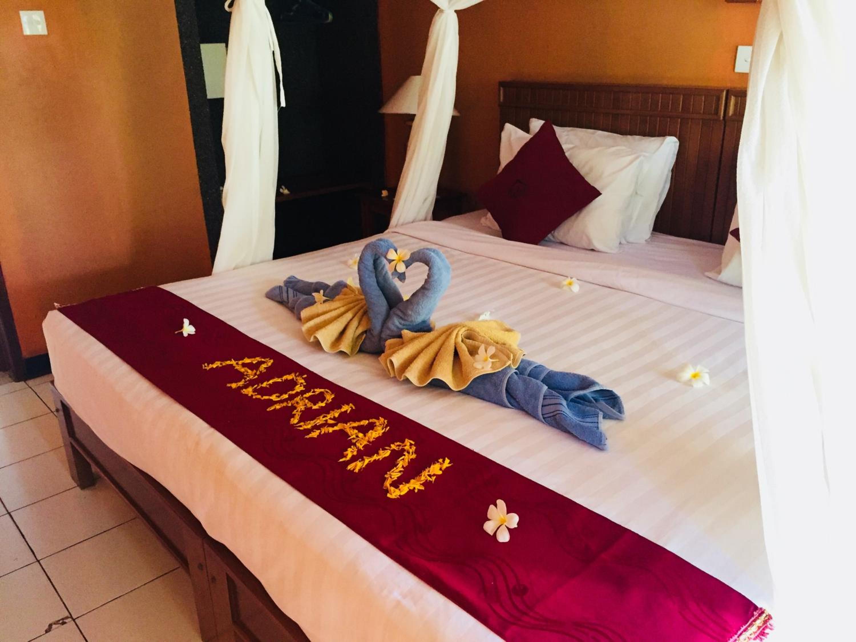 Deluxe Double or Twin Room with Garden View photo 3