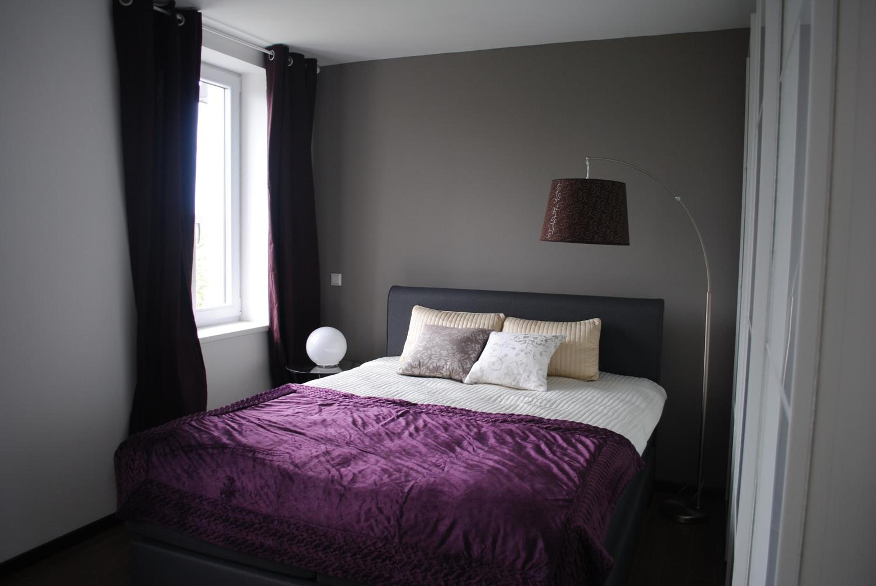 One-Bedroom Apartment Top 20