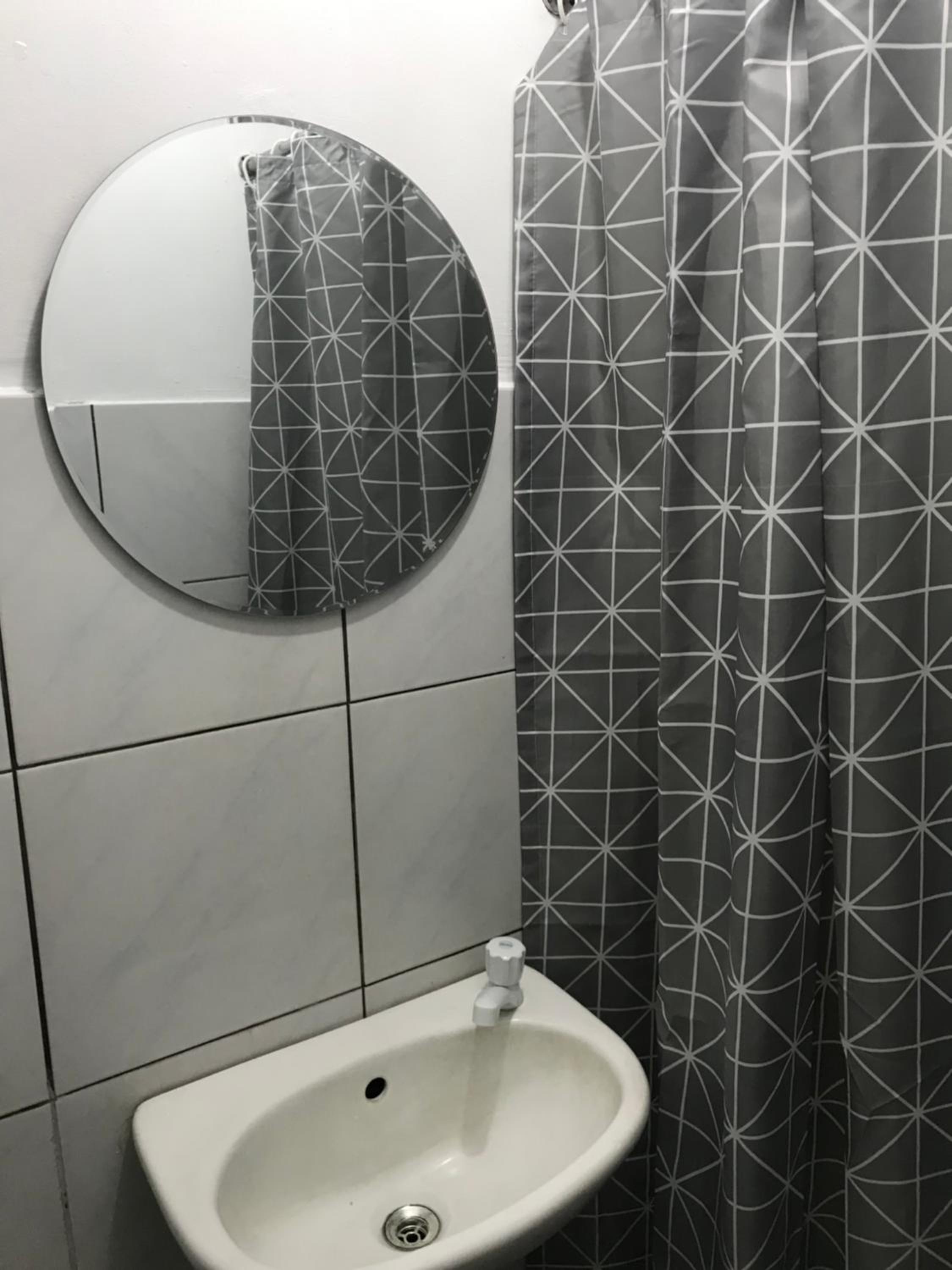 Budget Double Room - Photo 4