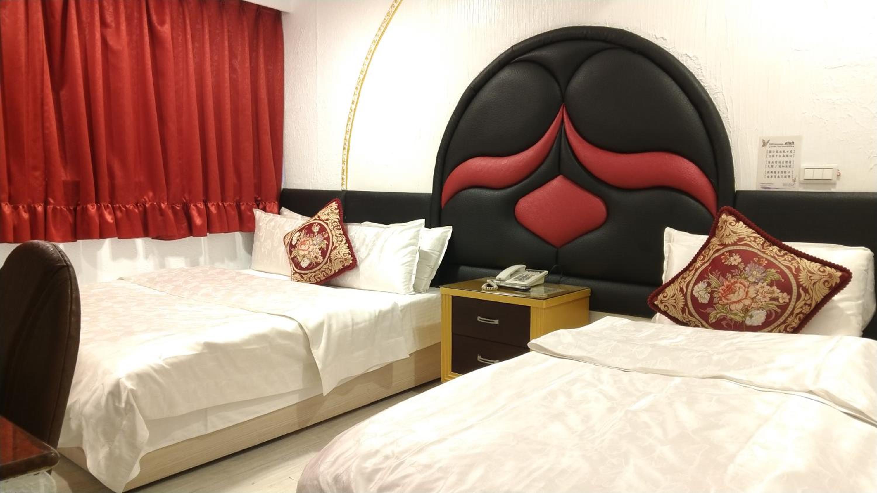Standard Twin Room photo 2