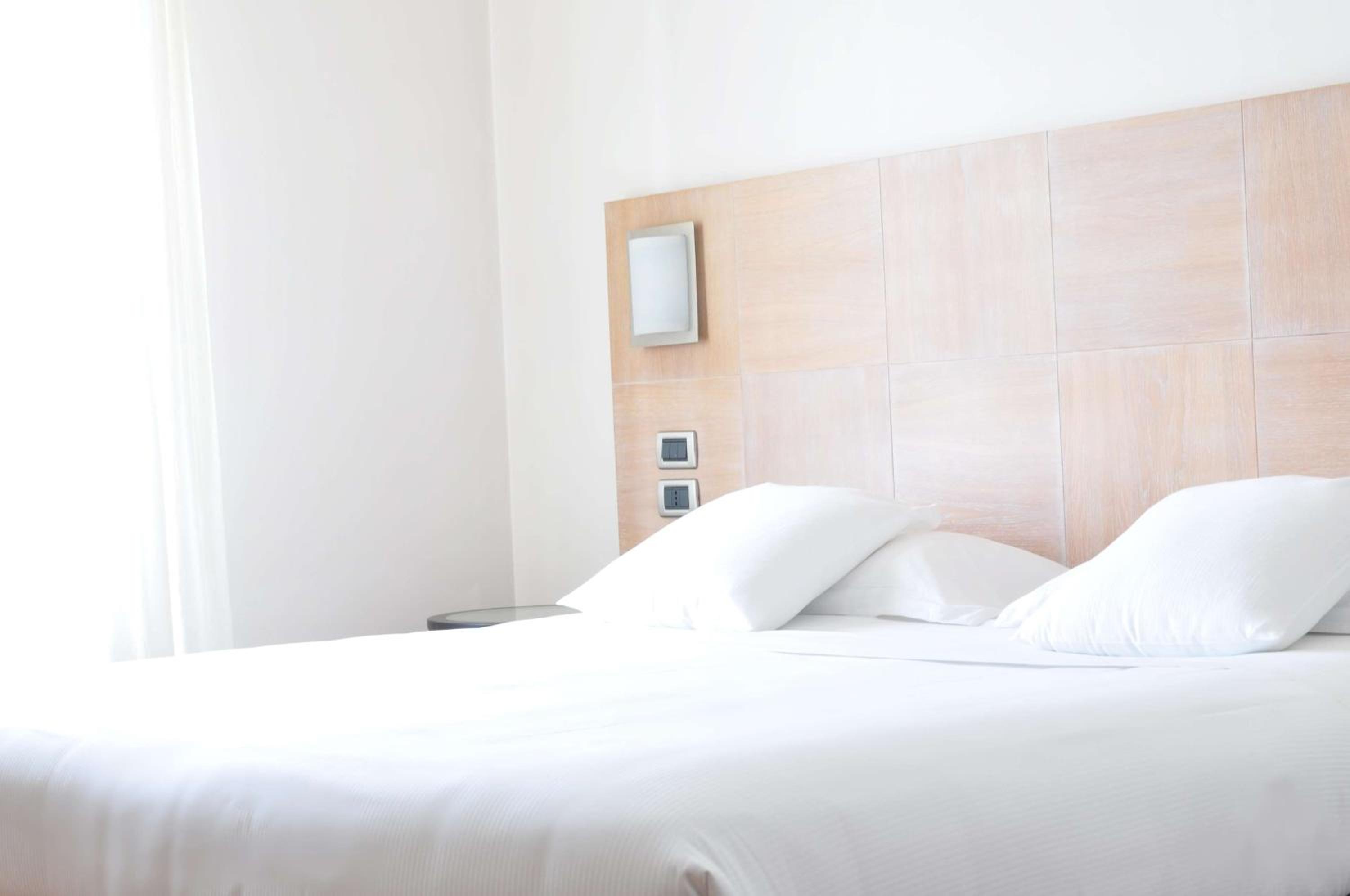 Comfort Queen Room - Photo 1