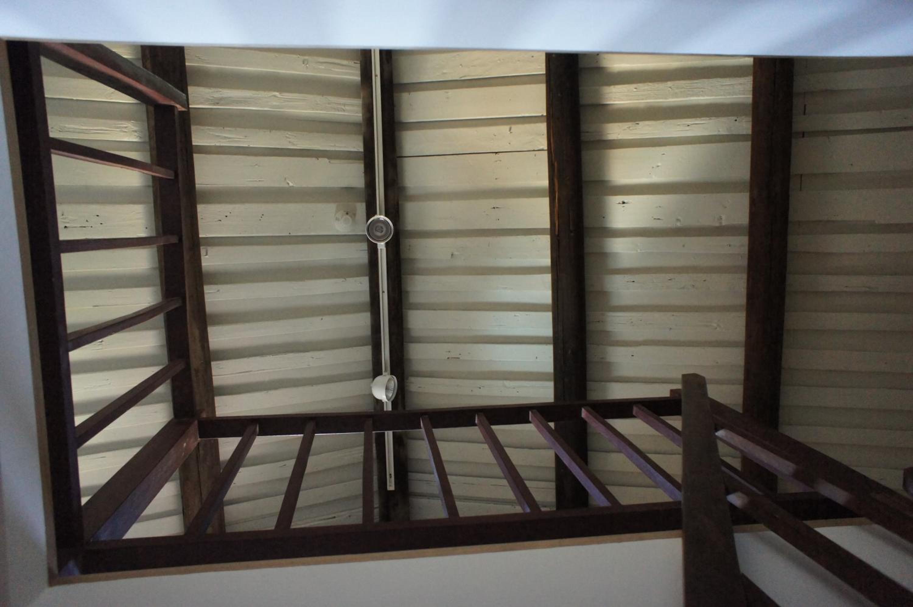 Duplex Suite - Photo 4