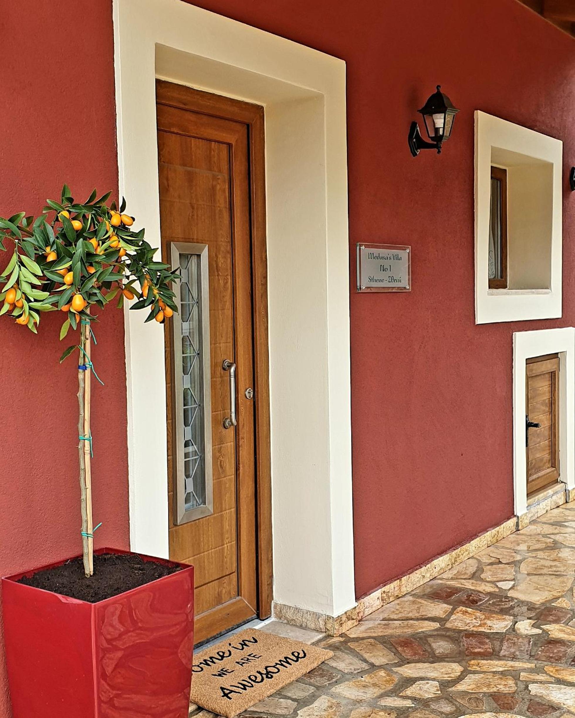 Two-Bedroom Villa - Photo 2
