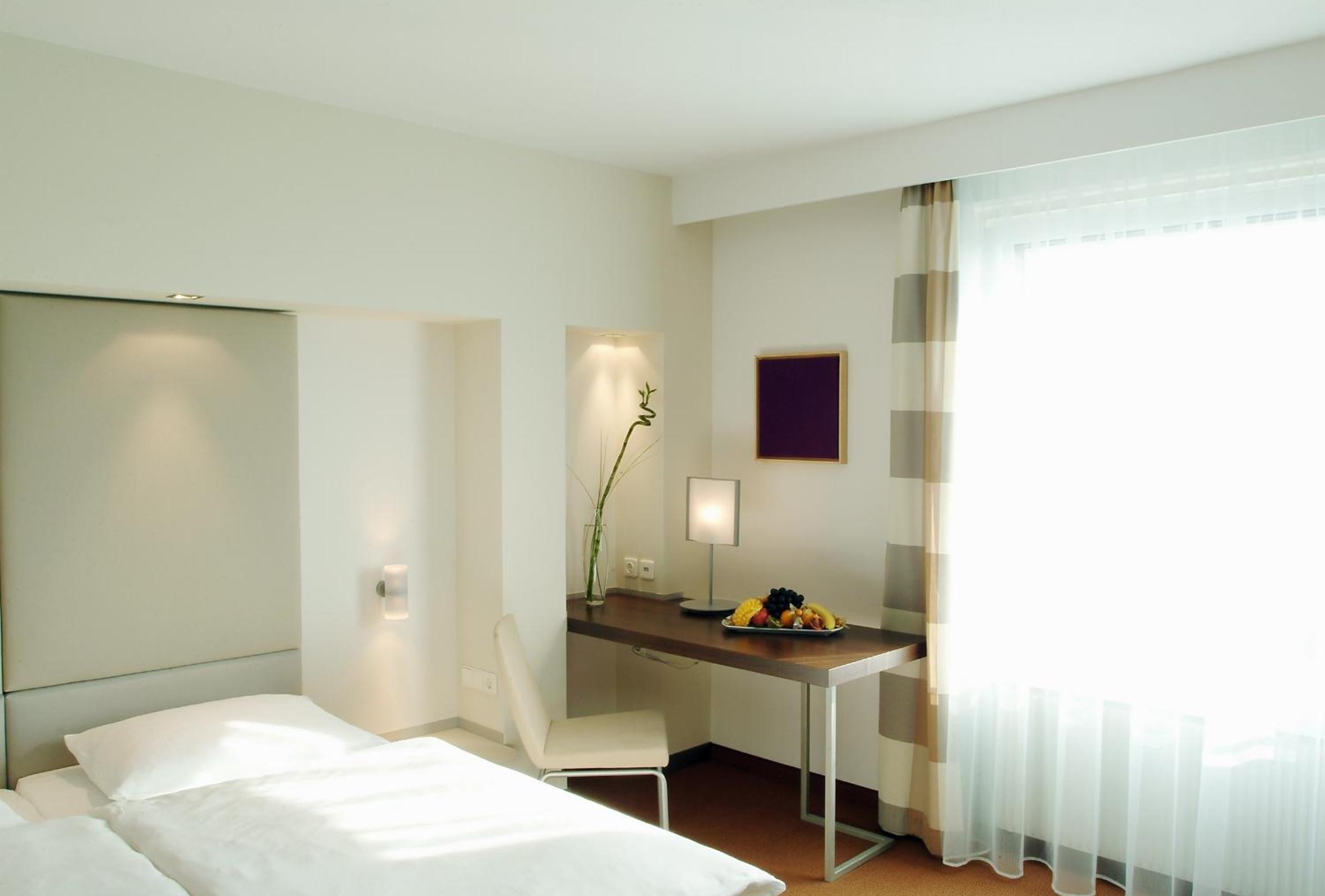 Double or Twin Room photo 3