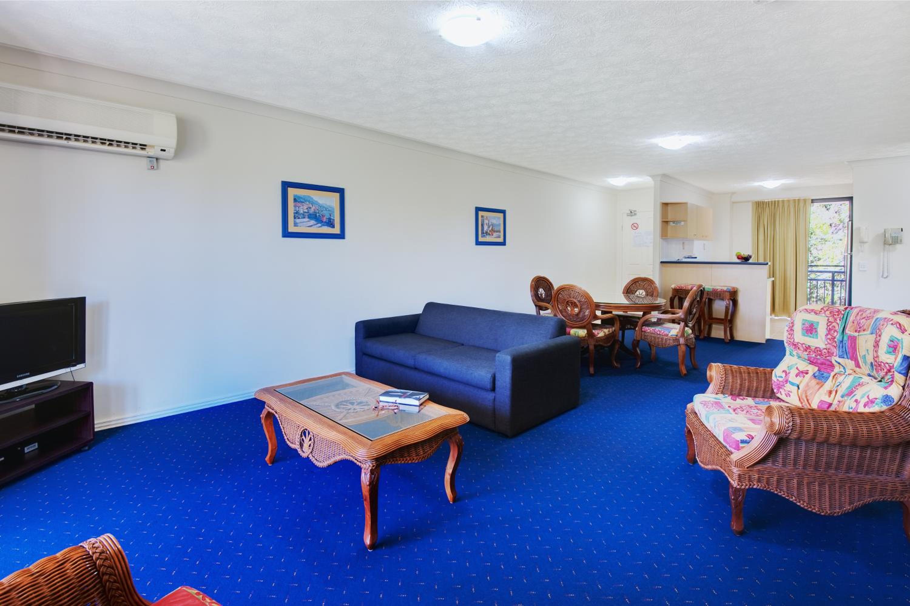 2 Bedroom Apartment - Stay & Play Package