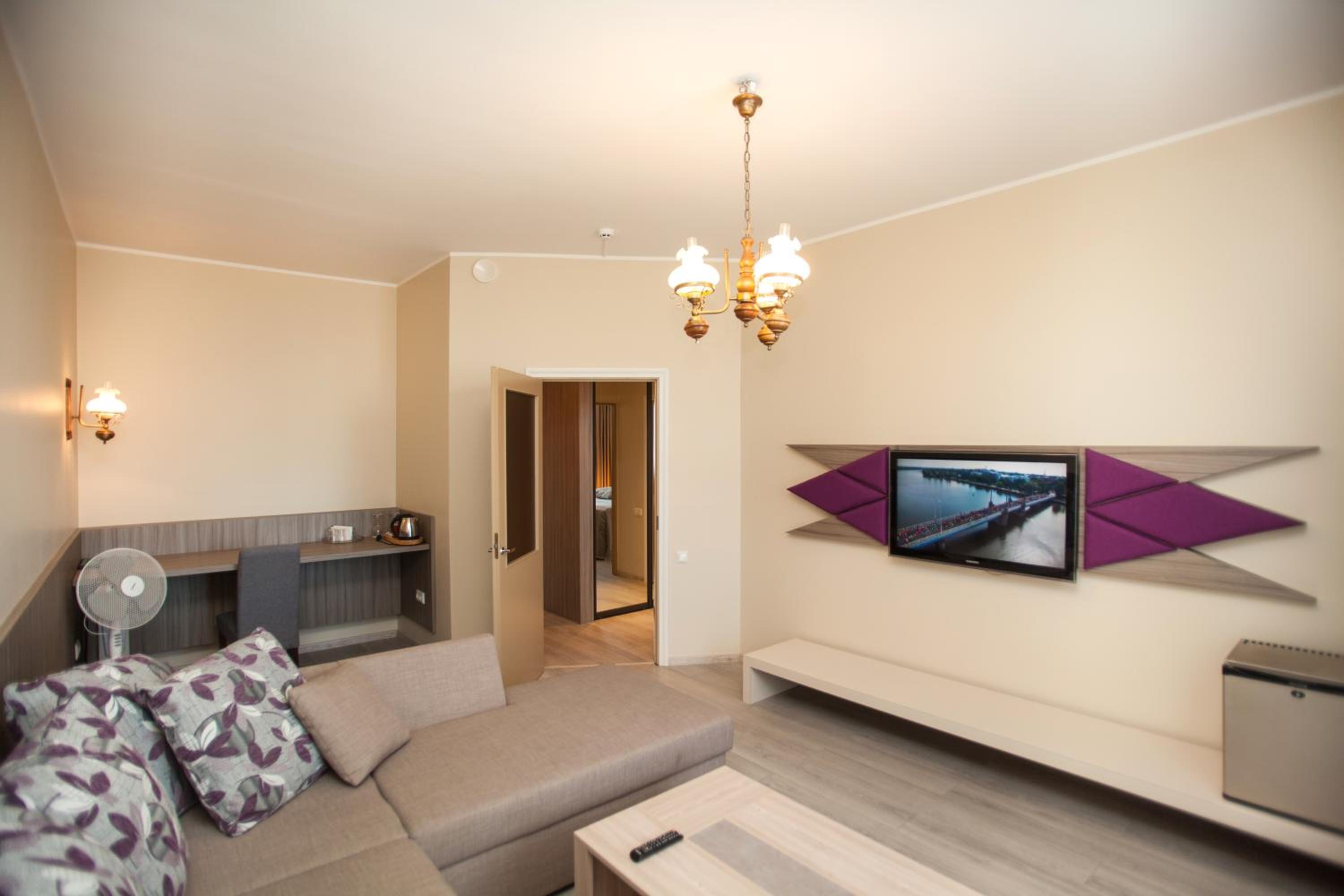 Standard Suite - Photo 5