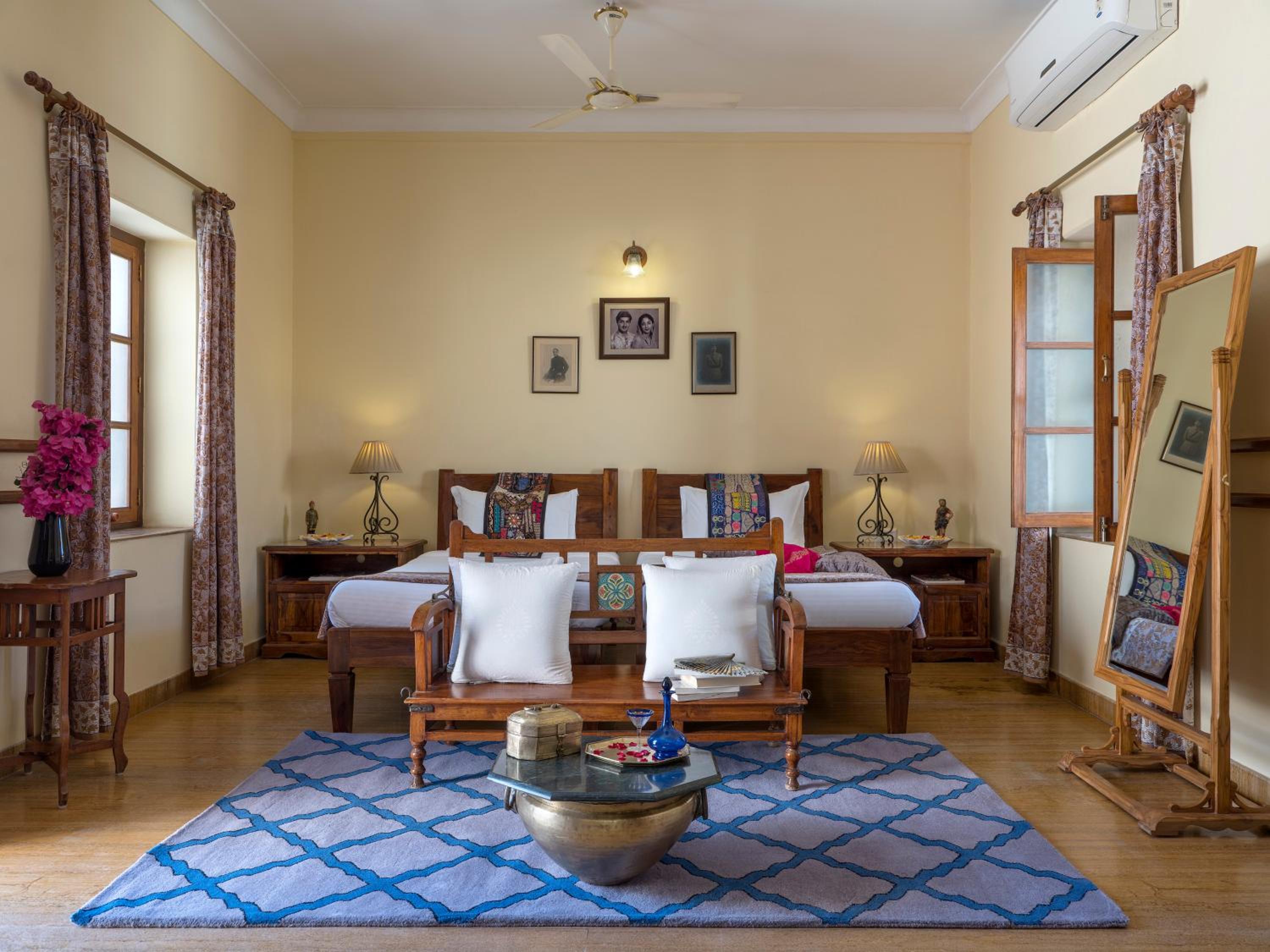 Courtyard Standard Room photo 1