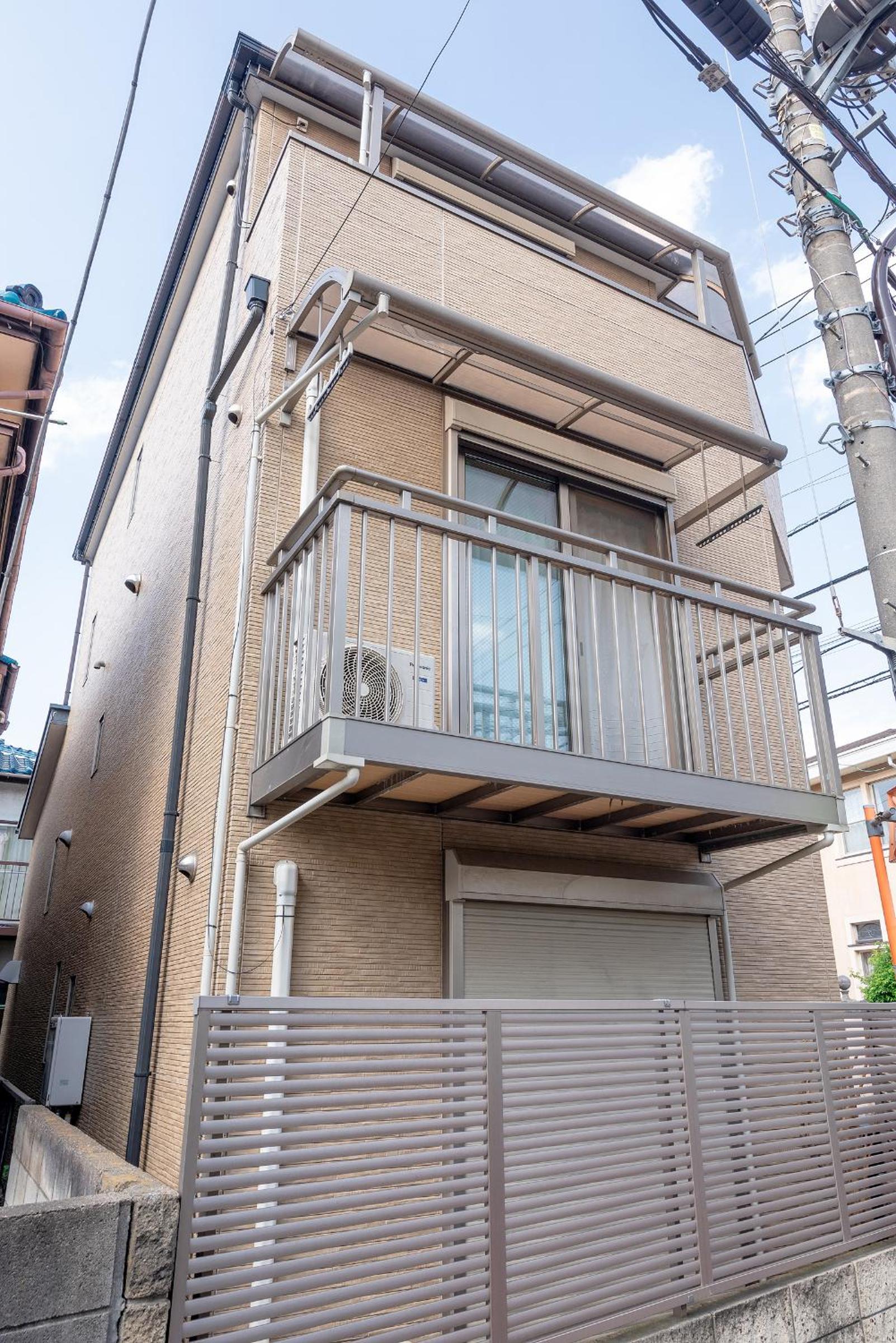 Villa photo 2
