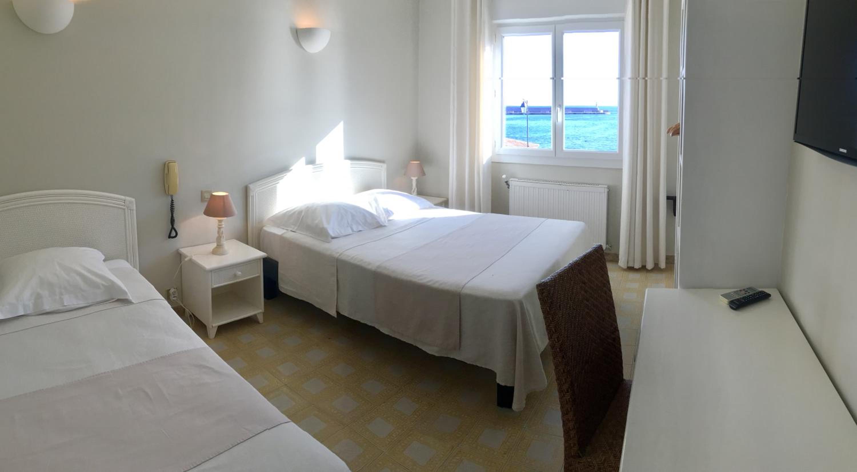 Triple Room with Sea View