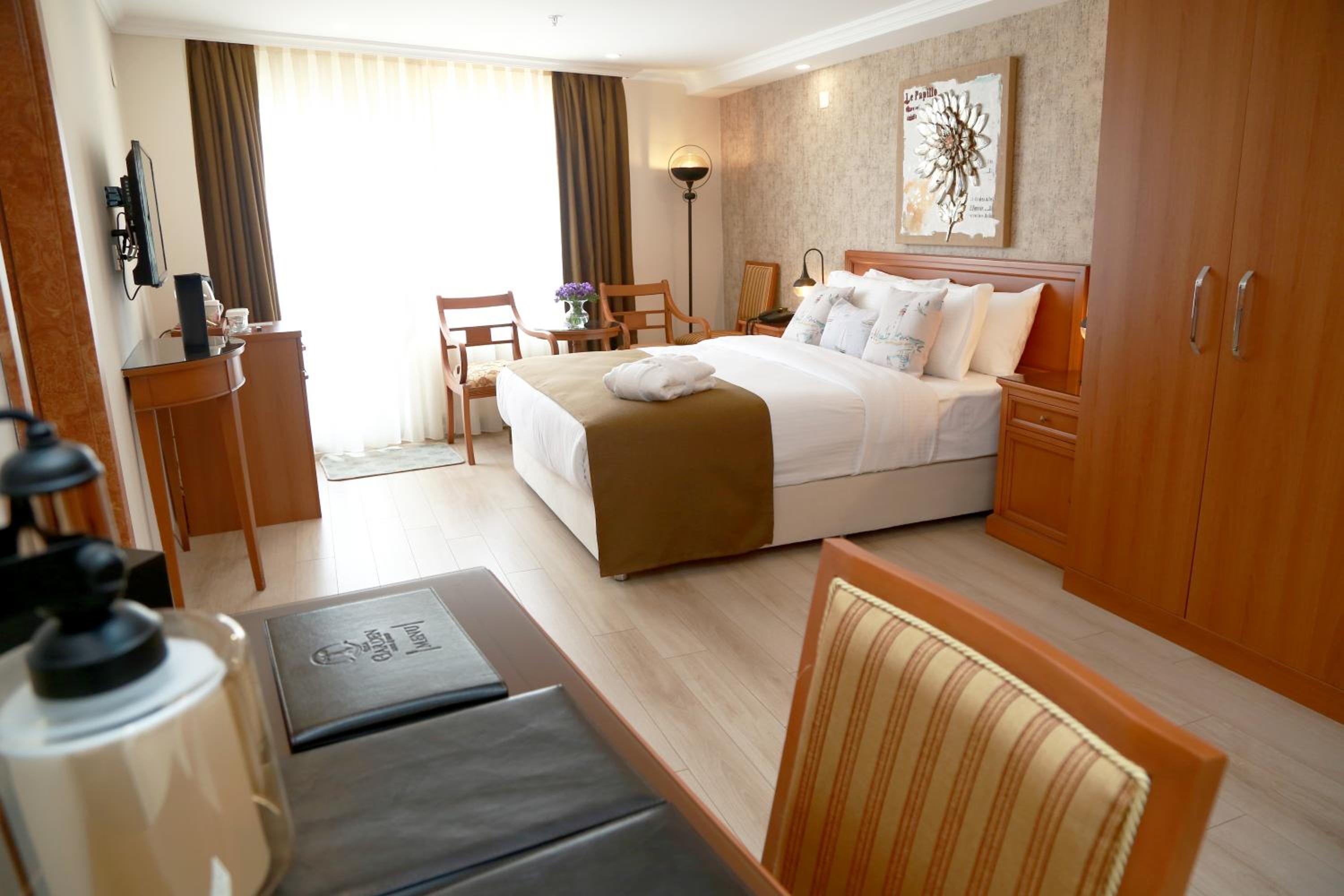 Presidential Suite photo 1