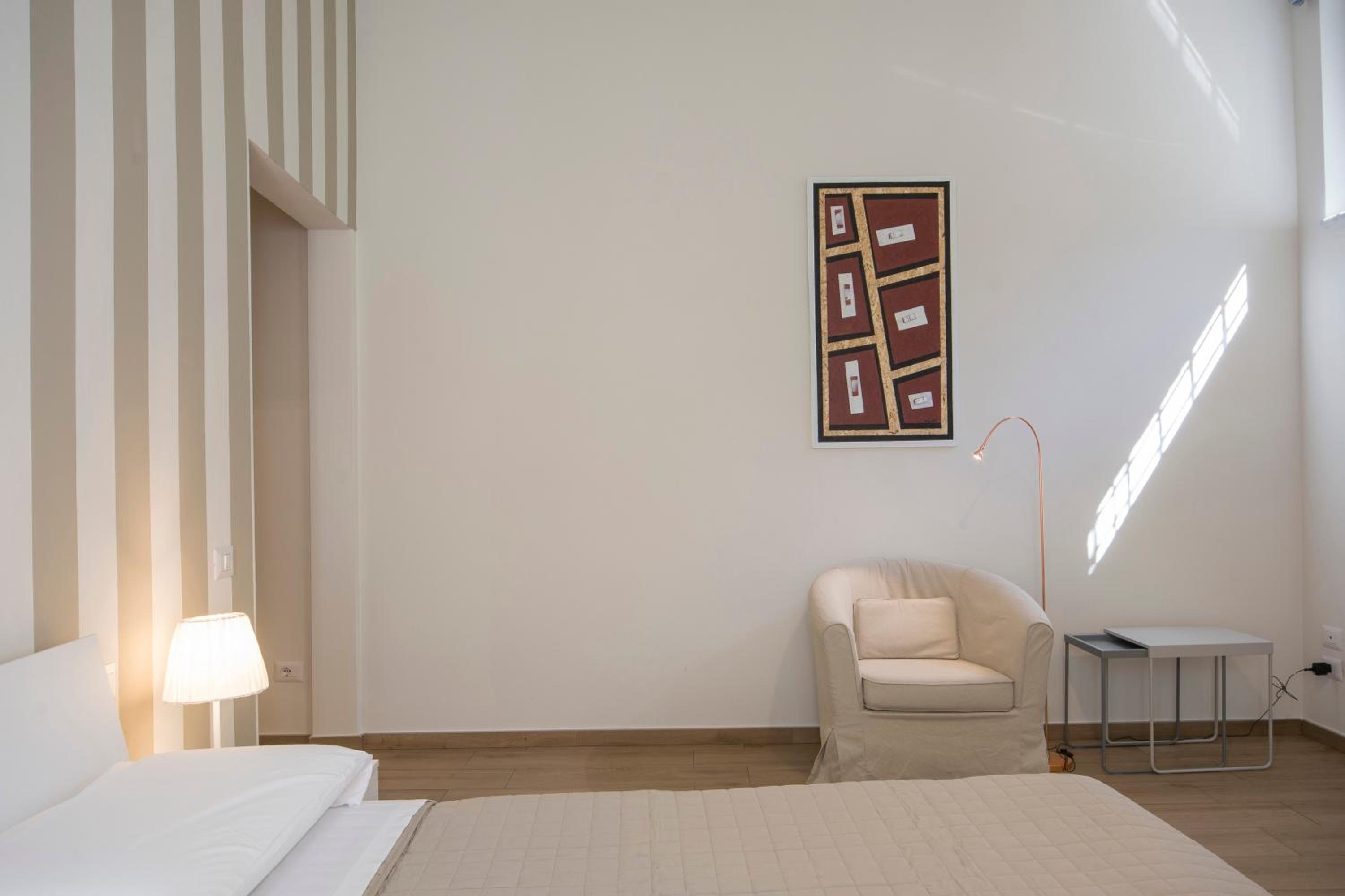 Apartment with Garden View - Photo 36