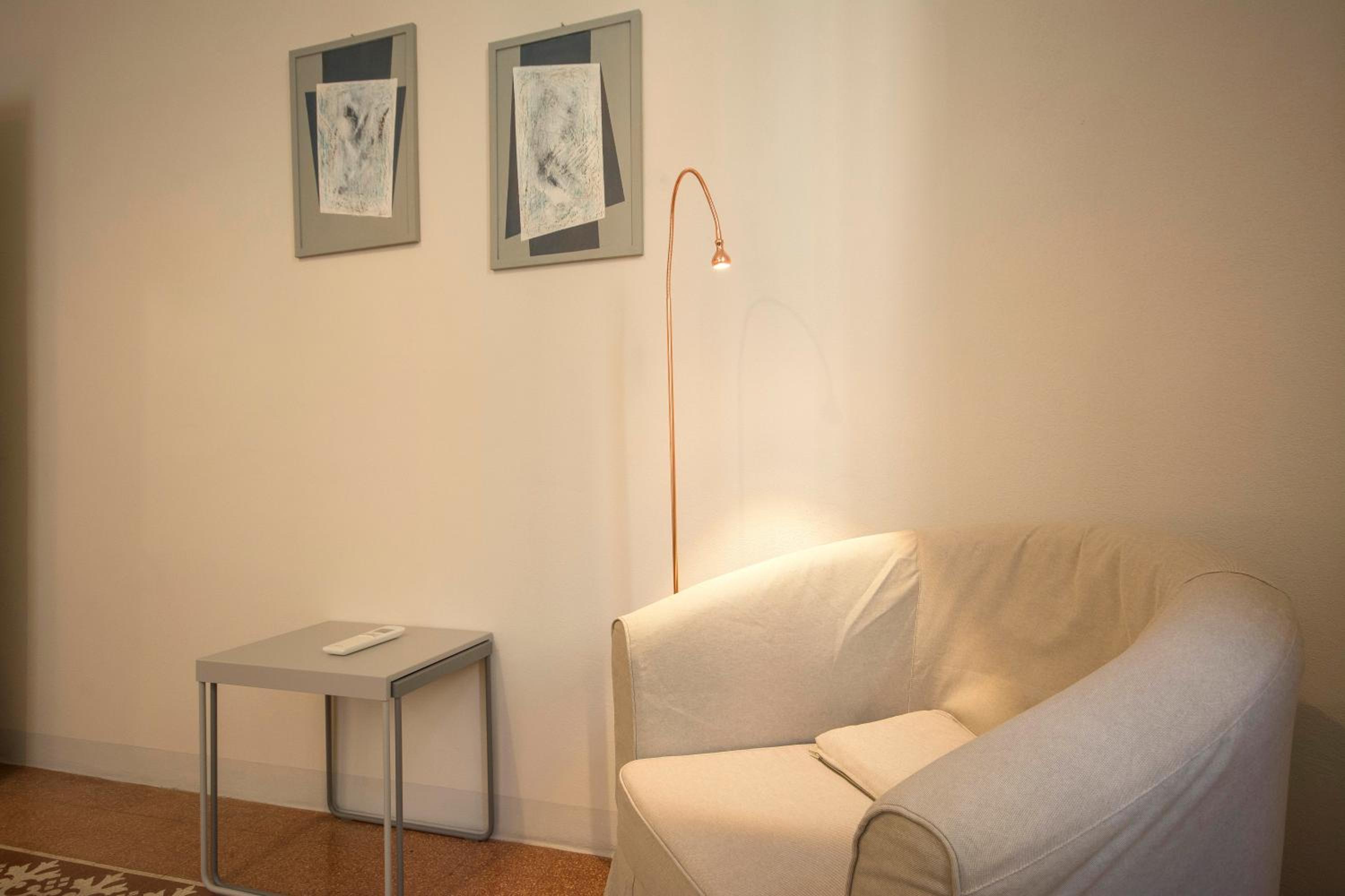 Two-Bedroom Apartment - Photo 3