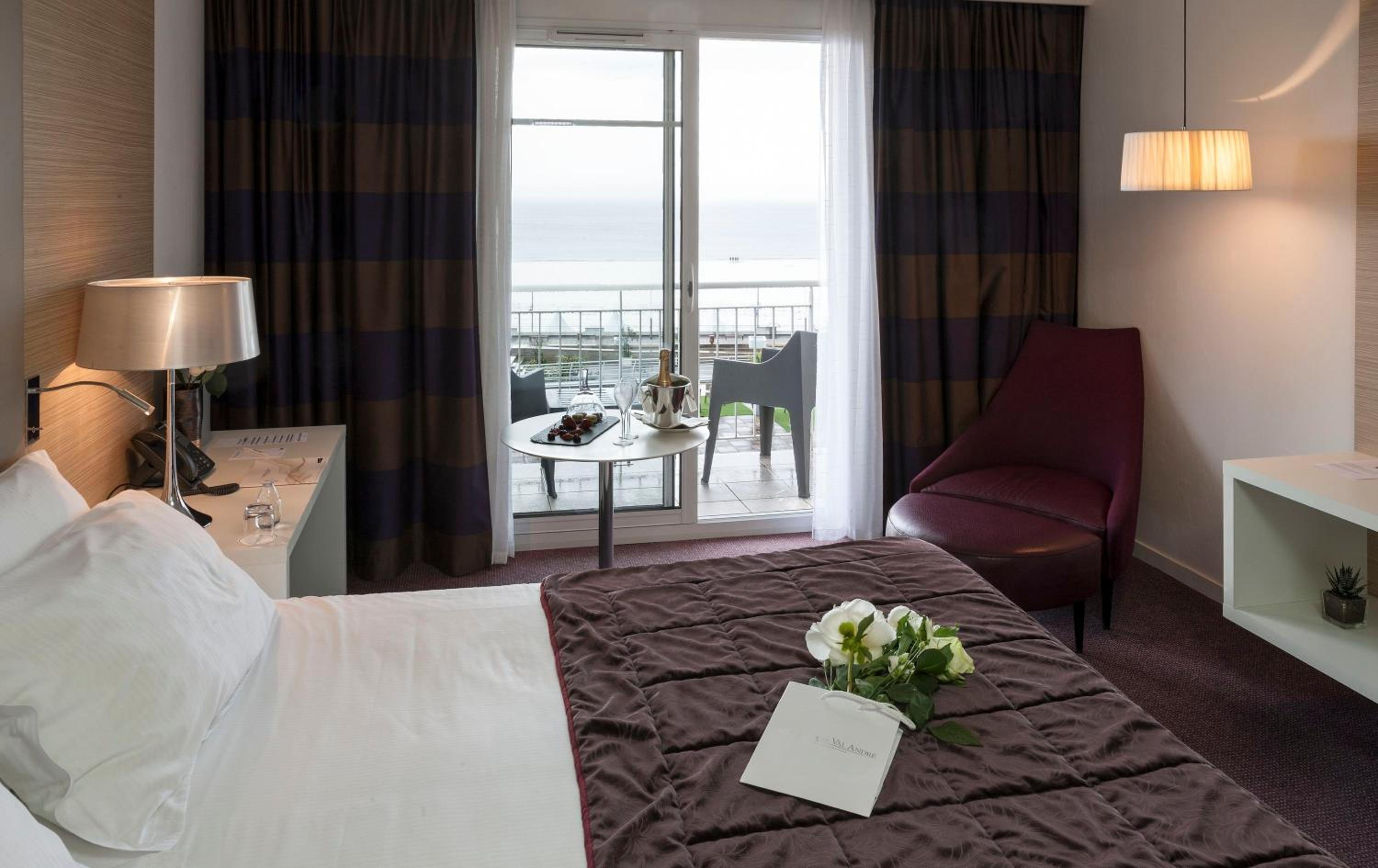 Deluxe Double Room with Sea View - Spa Access - Photo 1