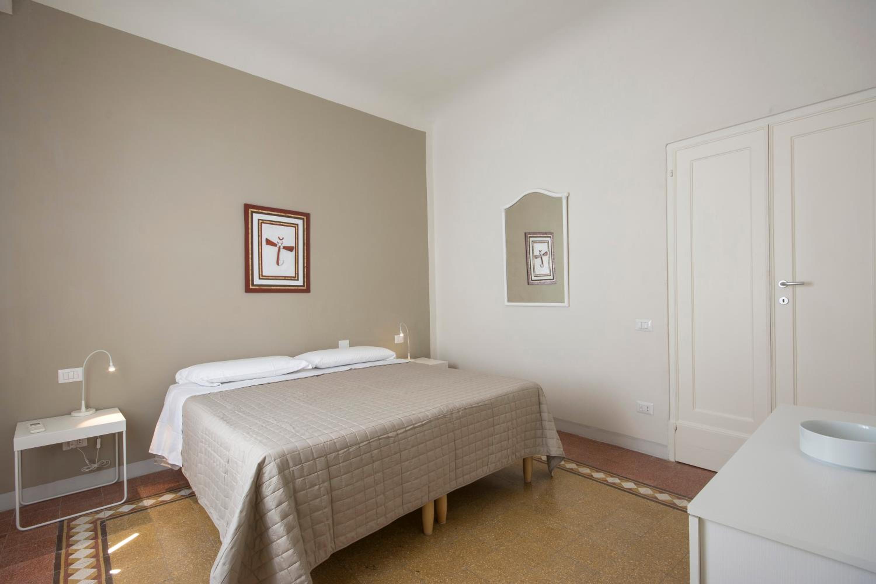 Apartment with Garden View - Photo 12
