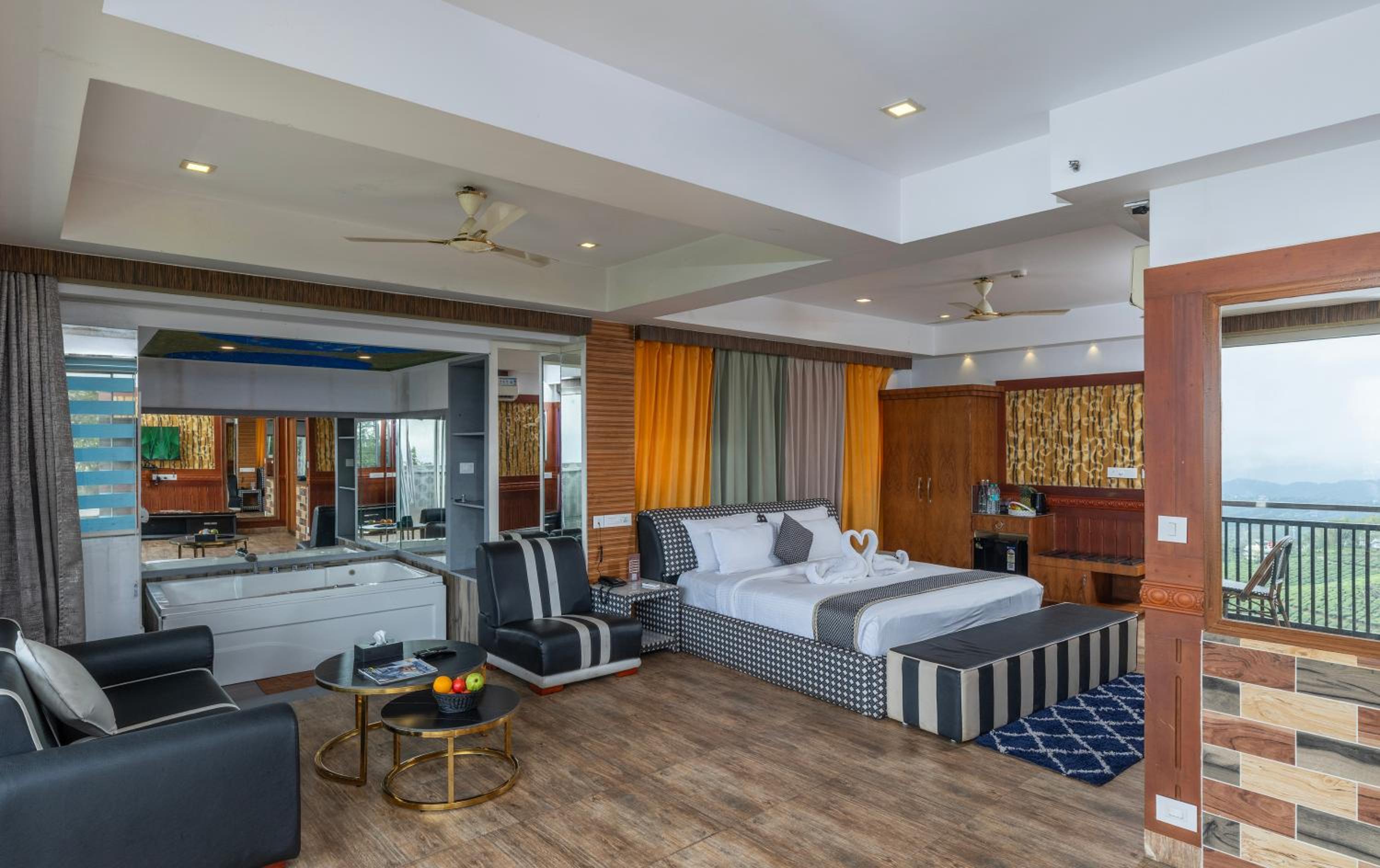 Jacuzzi Club Suite with Complimentary Adventure Activities and 100 Spread Breakfast