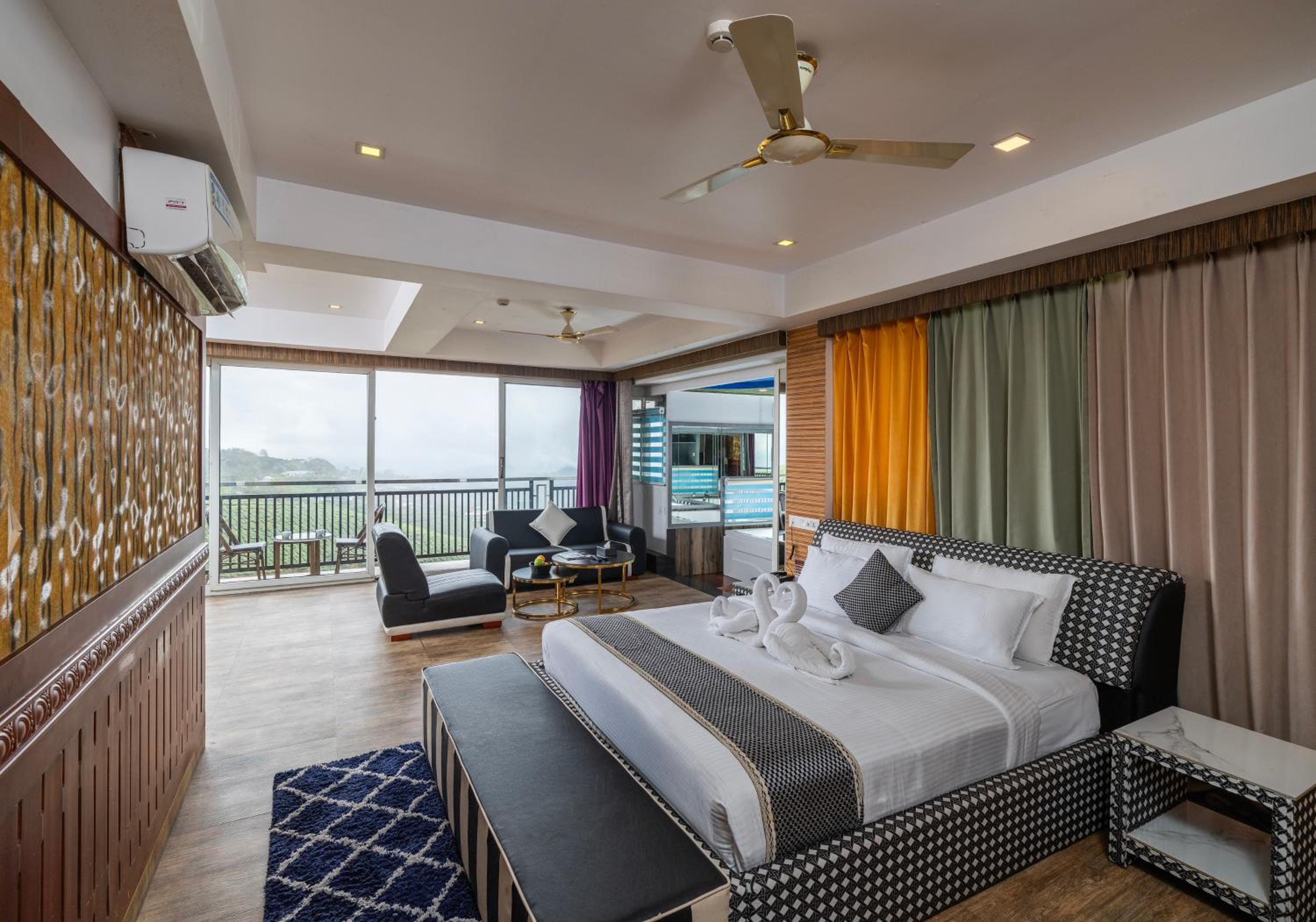 Jacuzzi Club Suite with Complimentary Adventure Activities and 100 Spread Breakfast Jacuzzi Club Suite with Complimentary Adventure Activities and 100 Spread Breakfast